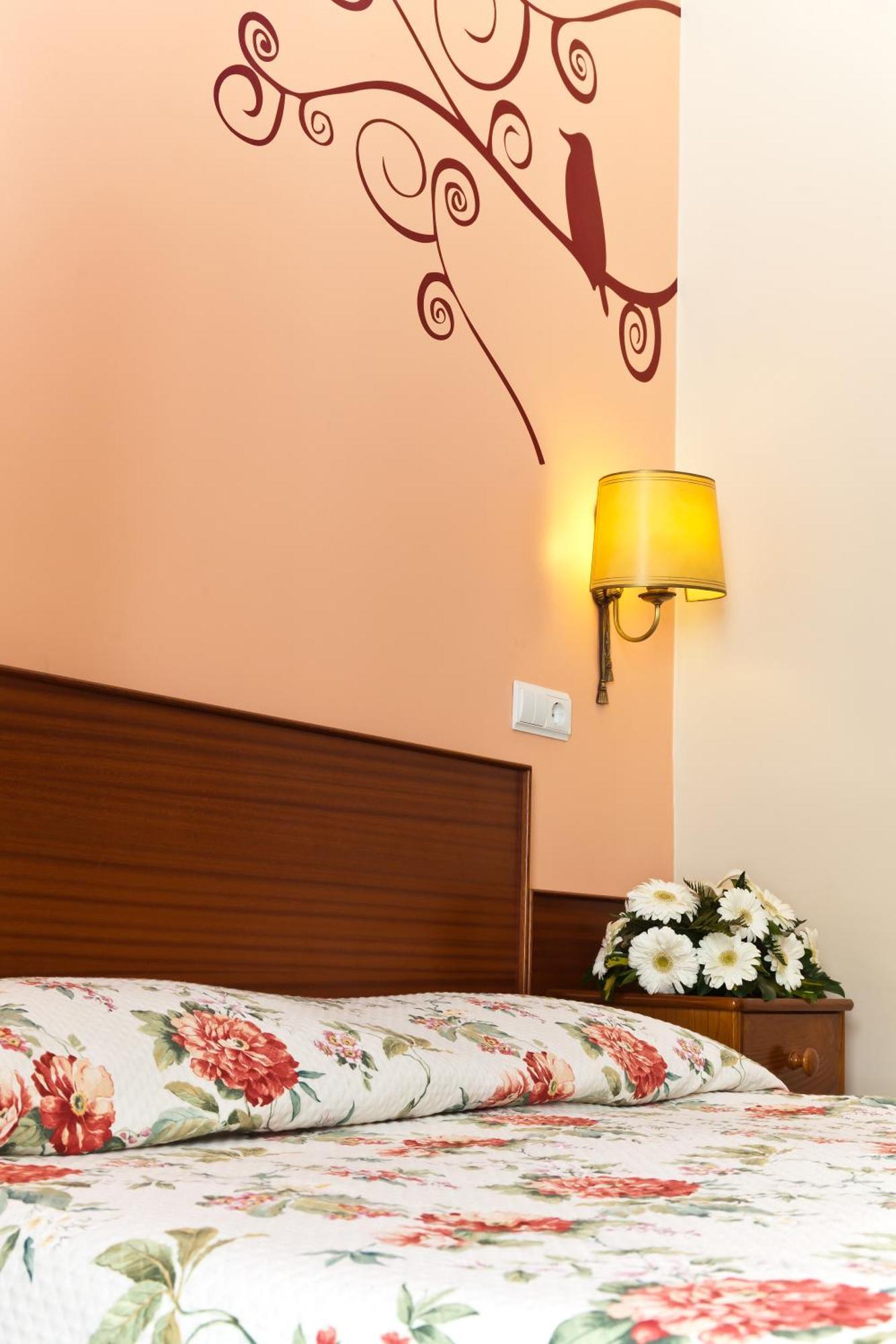Small Single Room