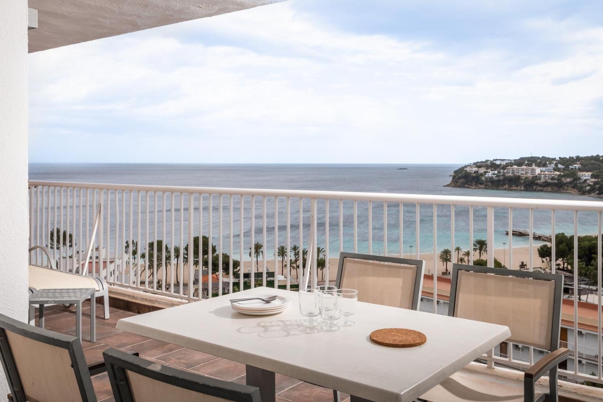 Premium One-Bedroom Apartment Panoramic Sea View