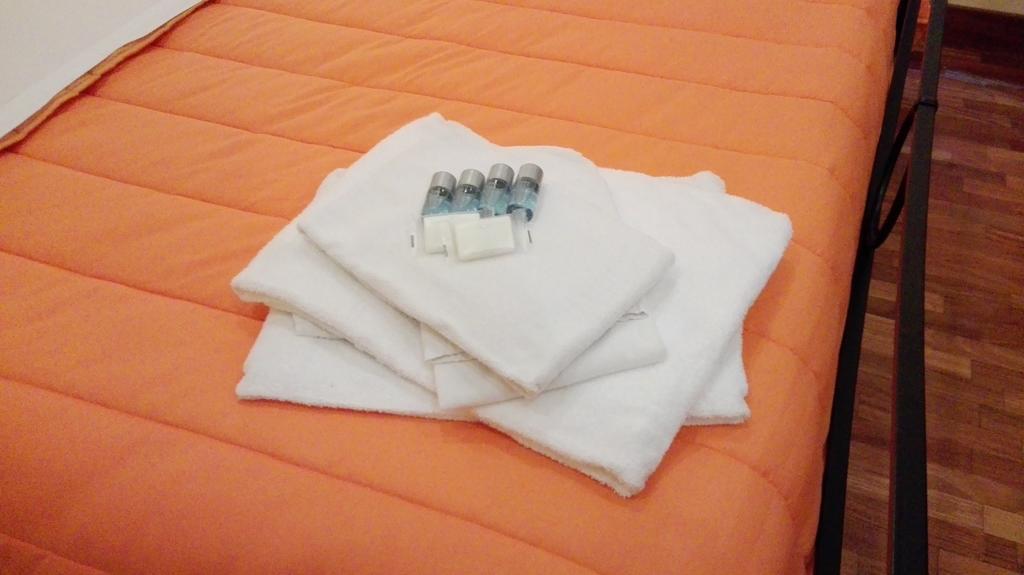 Double Room with Private Bathroom,173888667:JPEG