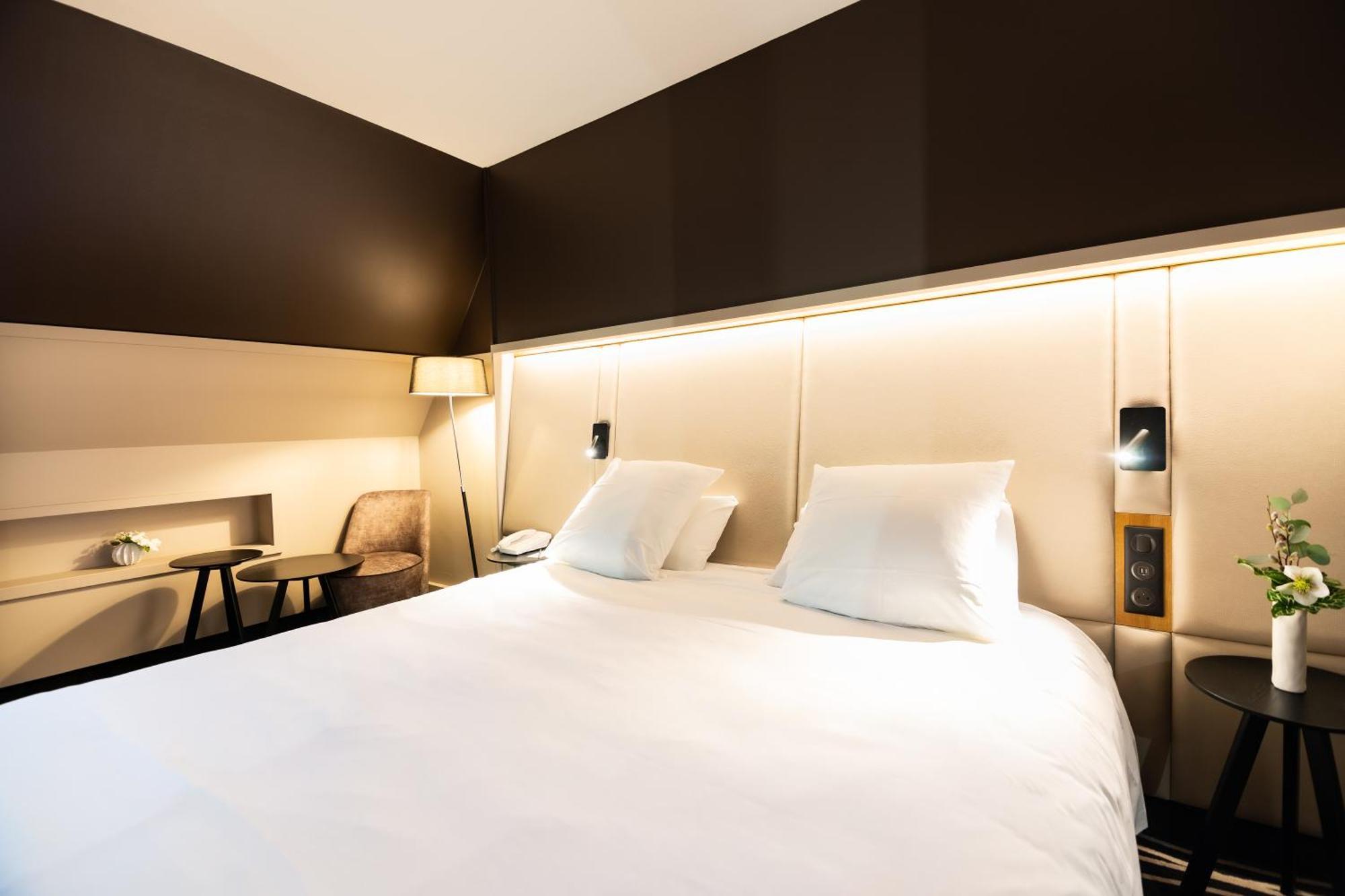 Junior Suite One Double Bed One Sofabed