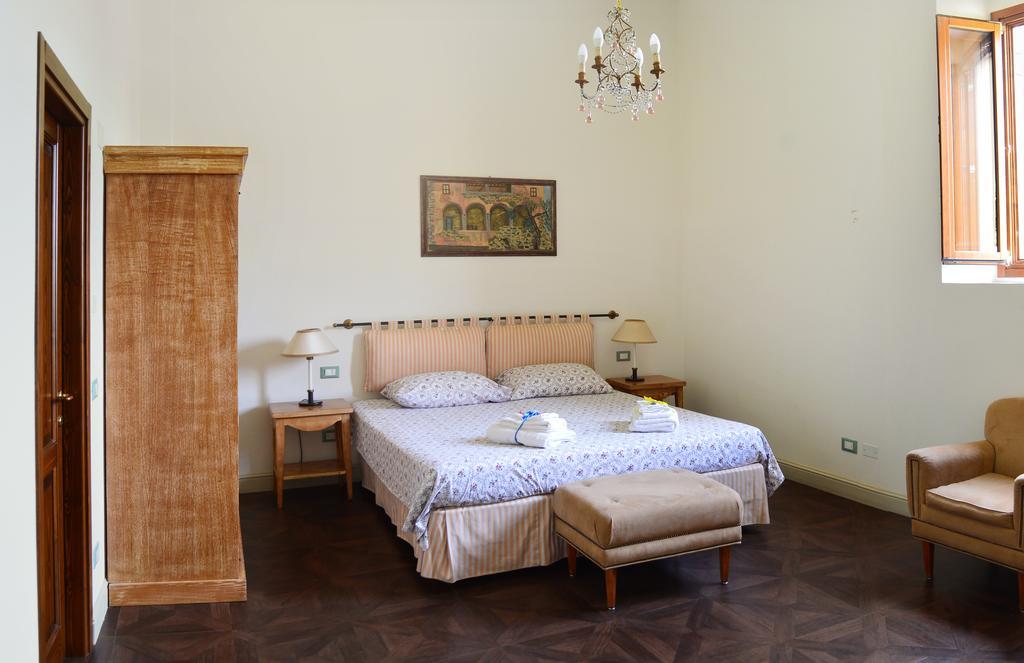 Deluxe Double or Twin Room Garden View