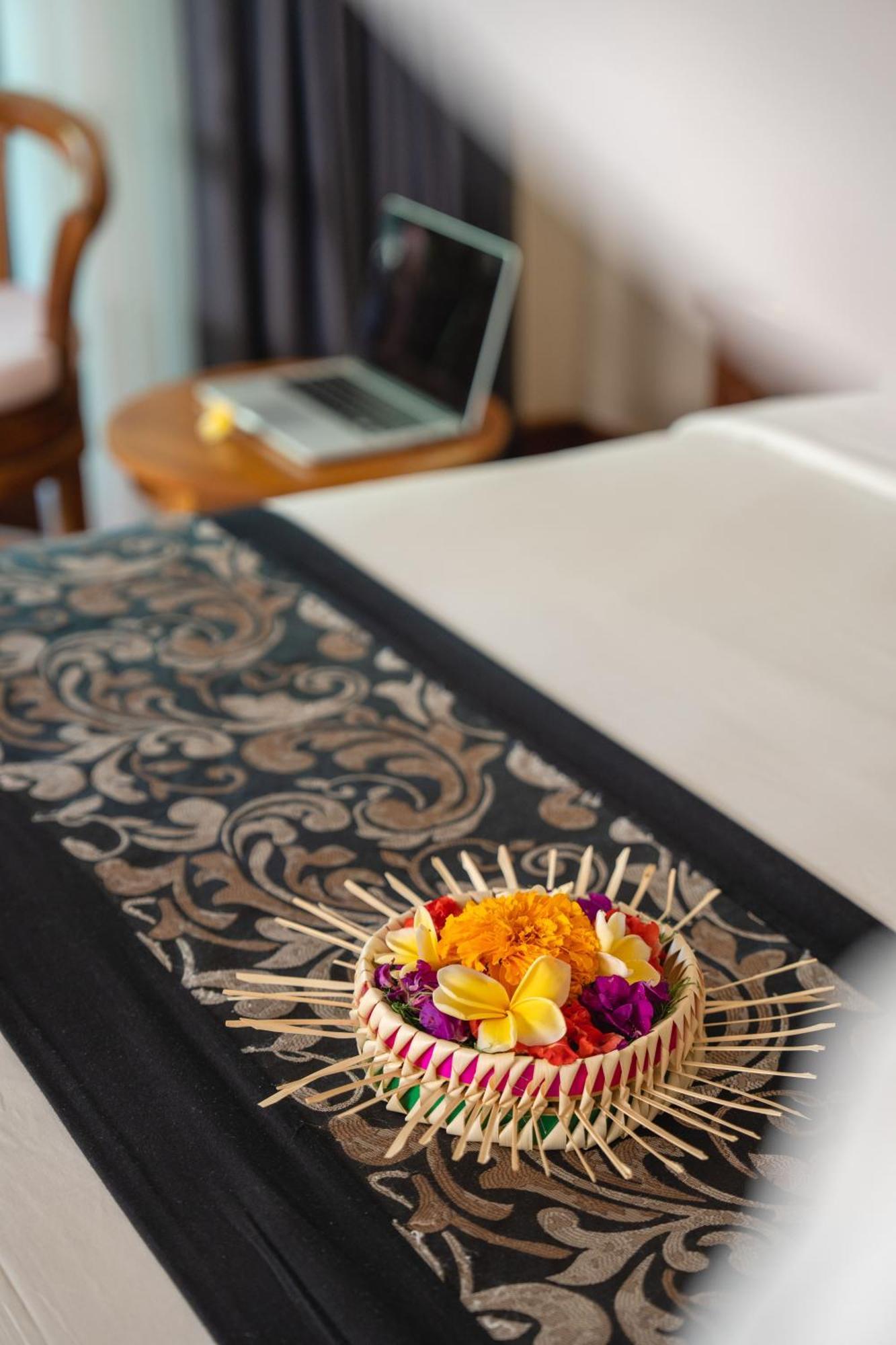 King Room Spa Bath