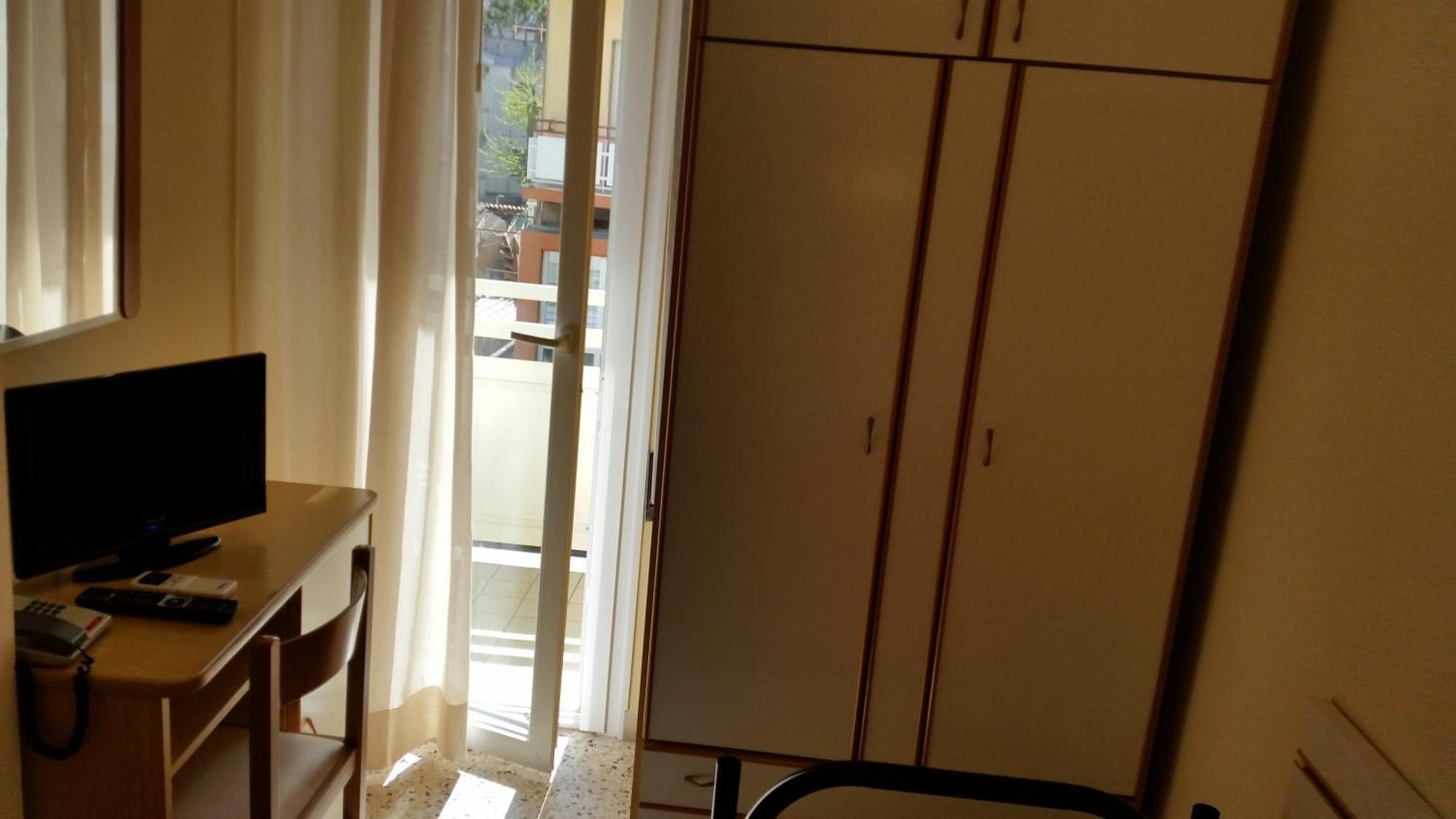 Economy Single Room