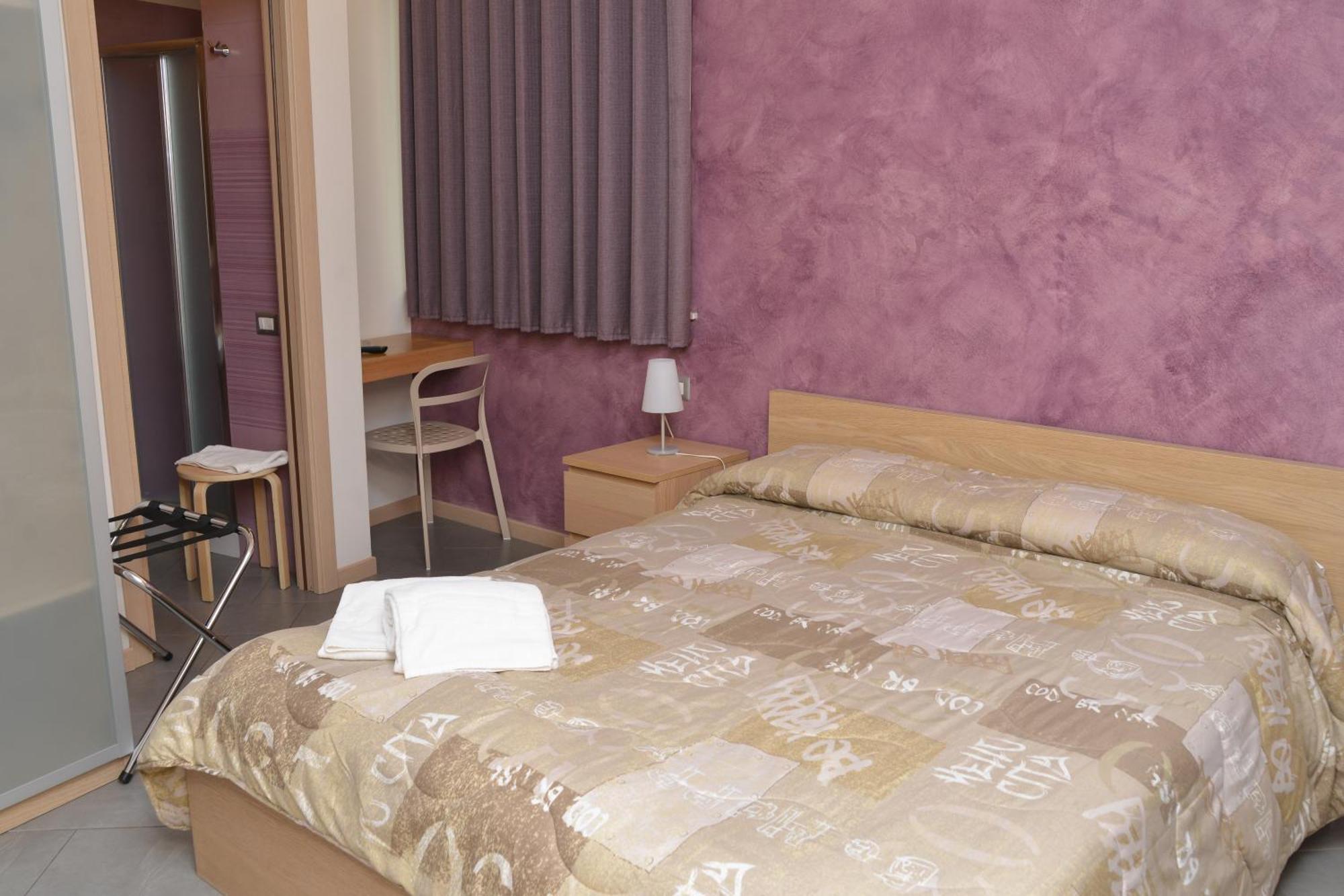 Classic Double Room