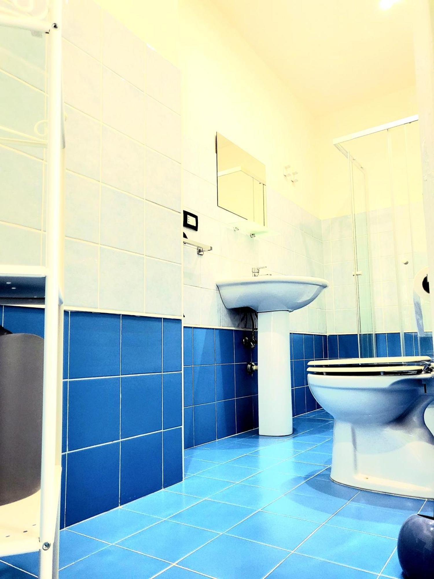 Large Double or Twin Room