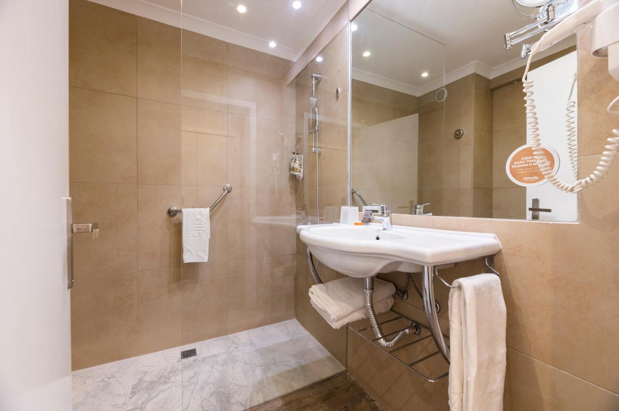 Classic Double or Twin Room Balcony