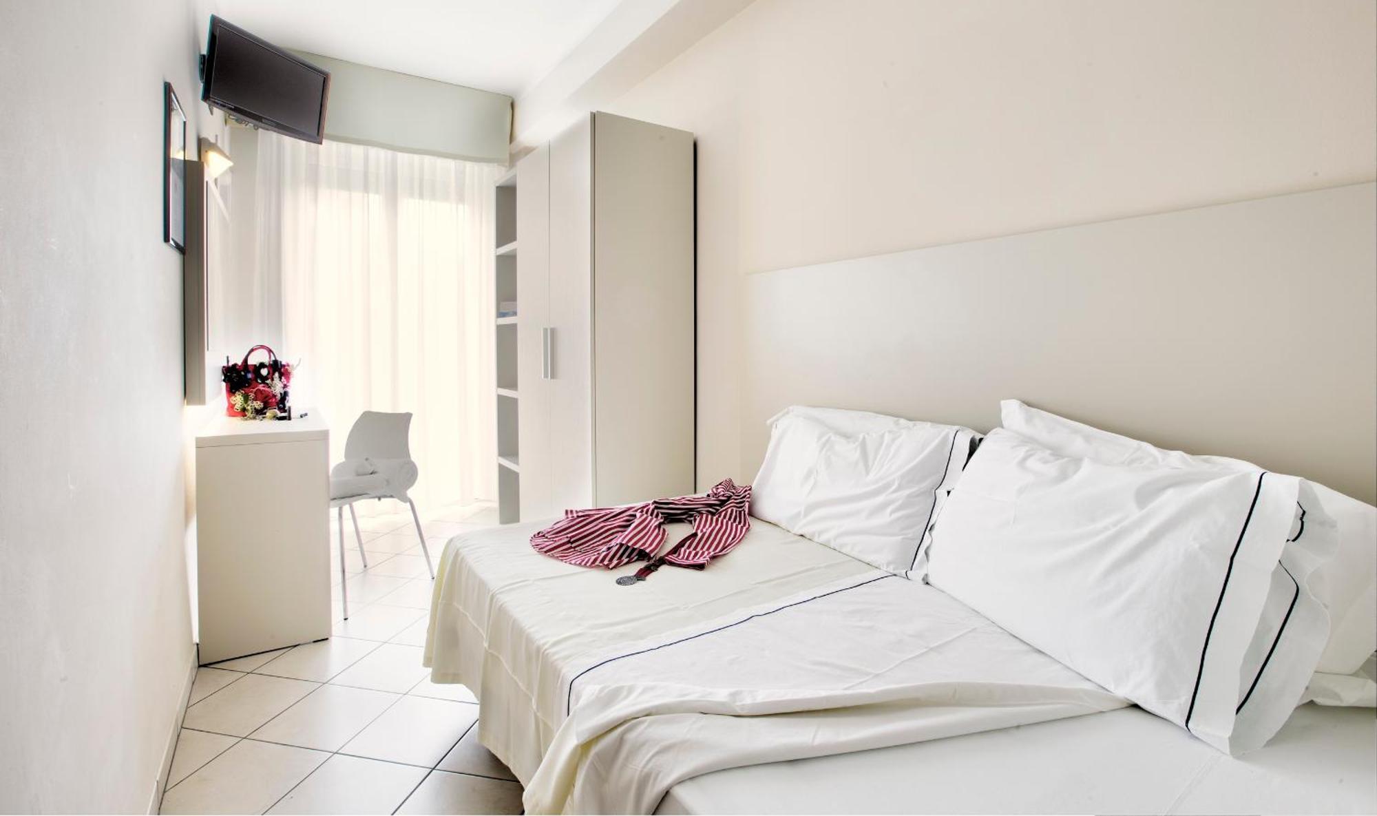 Standard Single Room Sea View