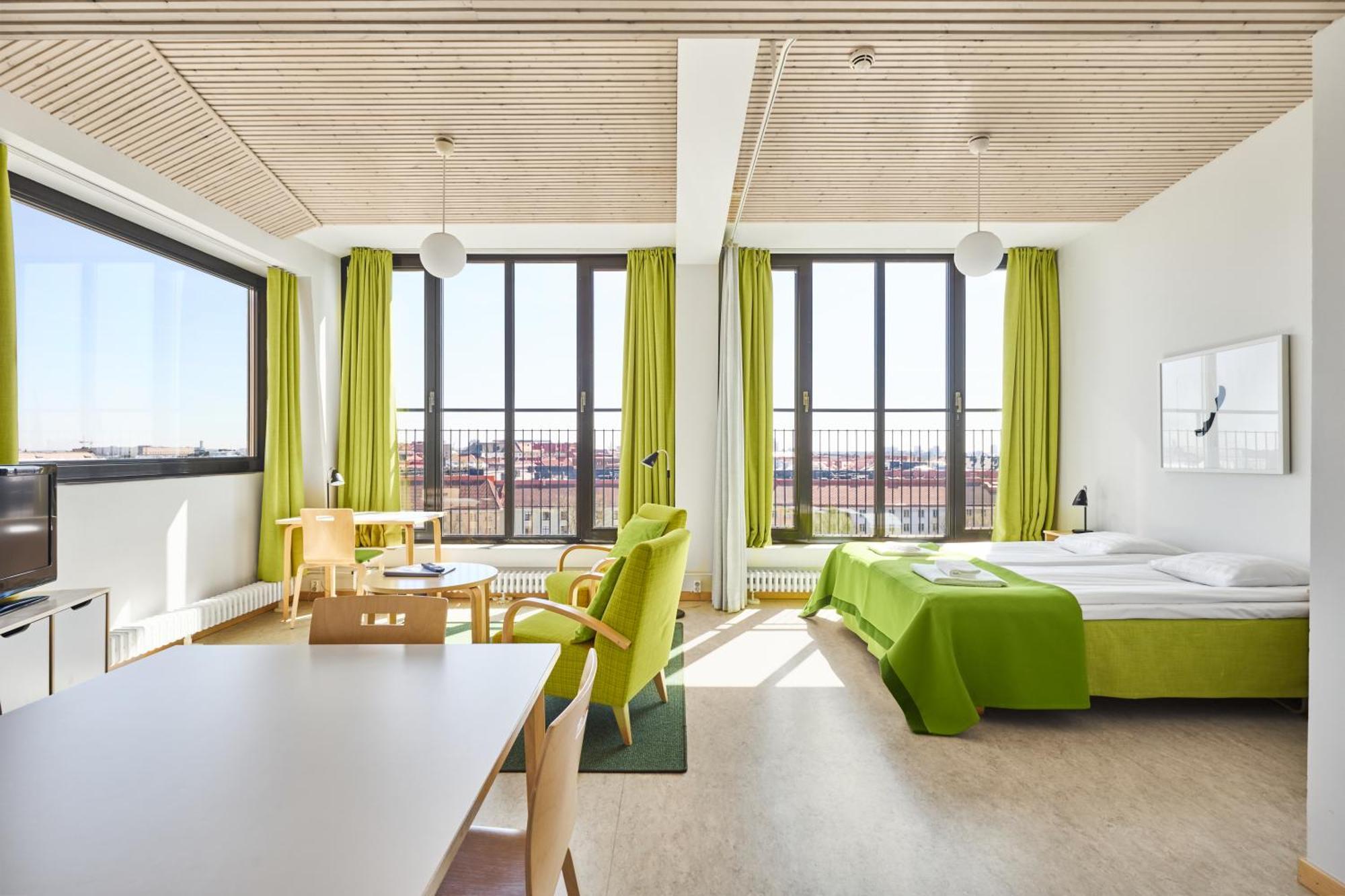 Deluxe Double Studio