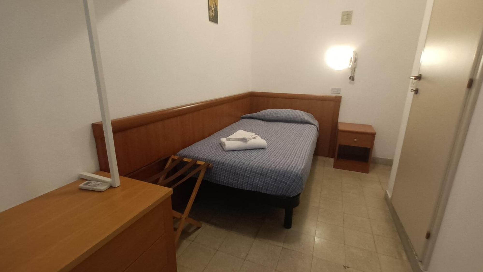 Single Room Sided Sea View