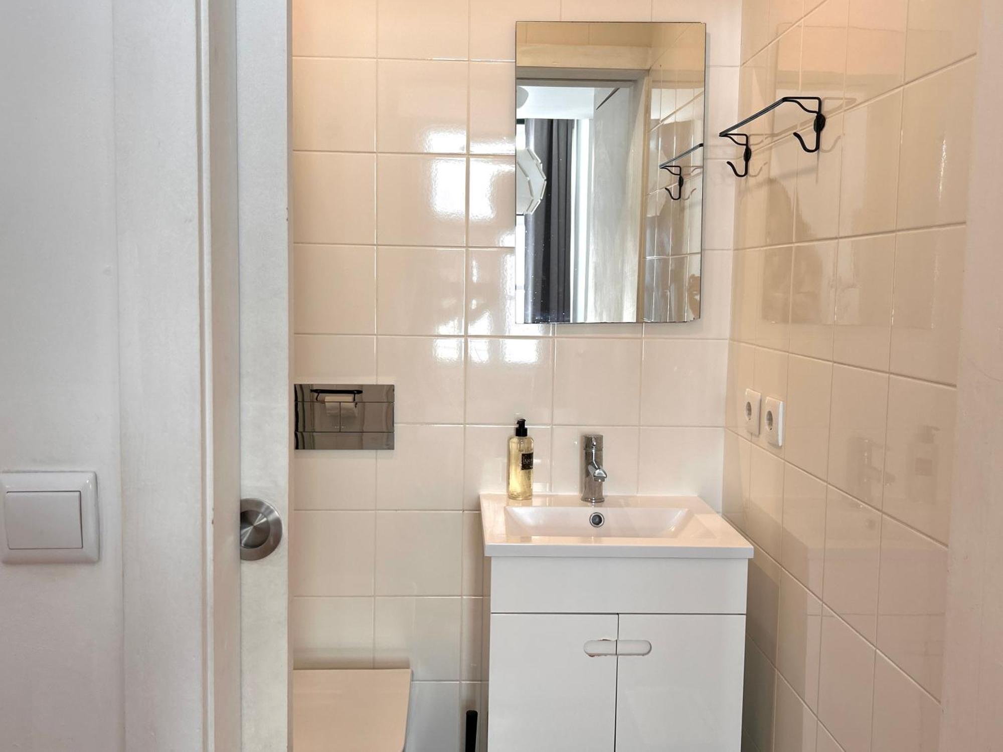 Double Room Private Bathroom 3rd floor