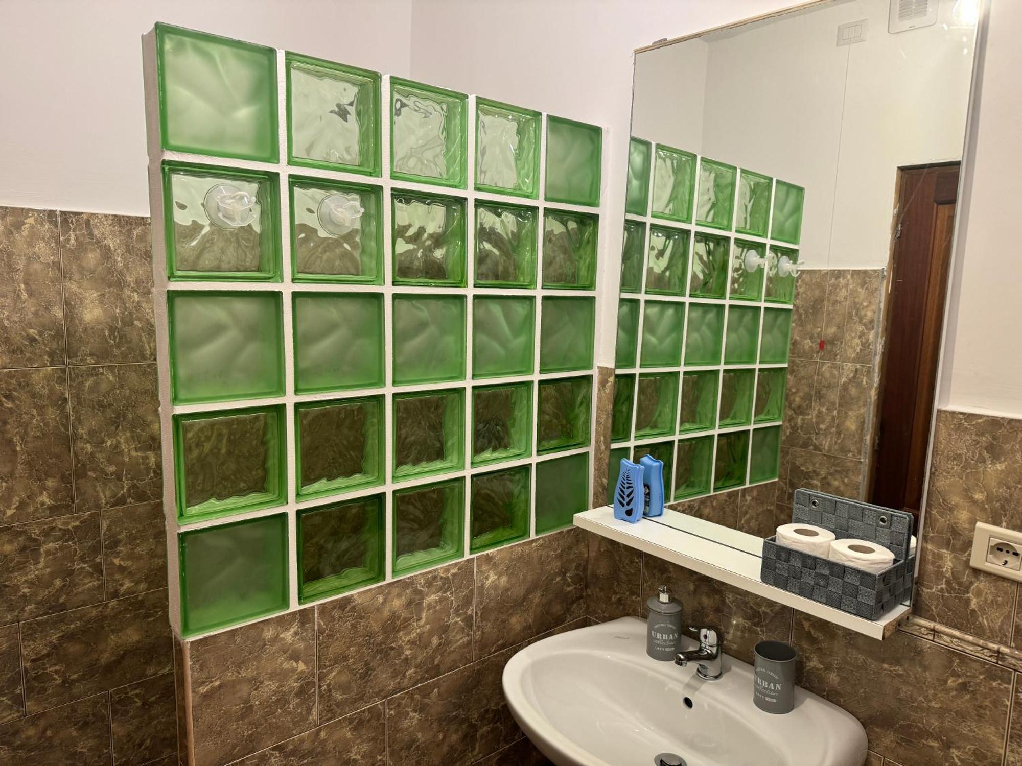 Camera Matrimoniale con Bagno Privato