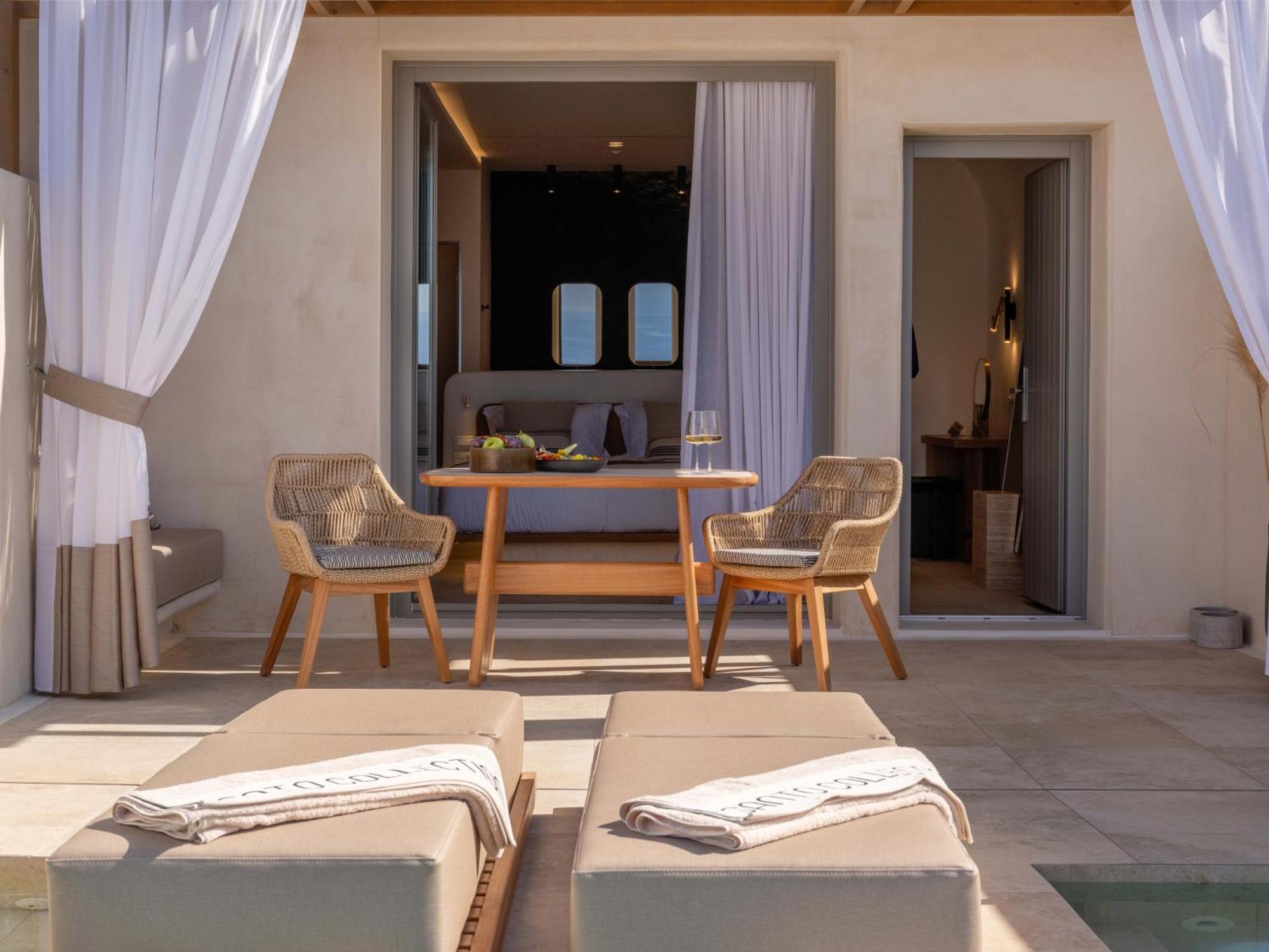 Junior Suite Mine con Vista Mare Parziale e Piscina o Vasca Idromassaggio