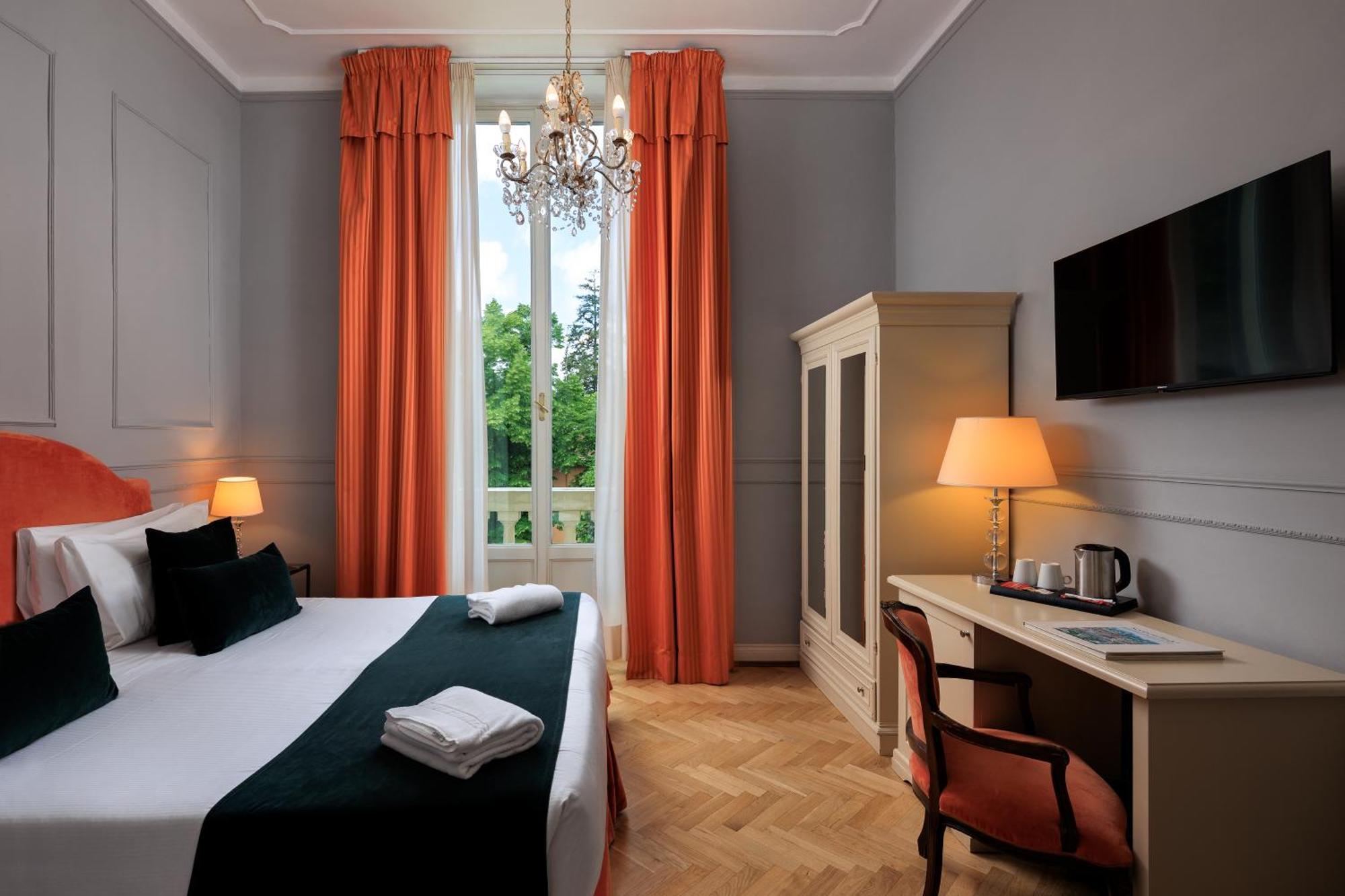 Comfort Double or Twin Room