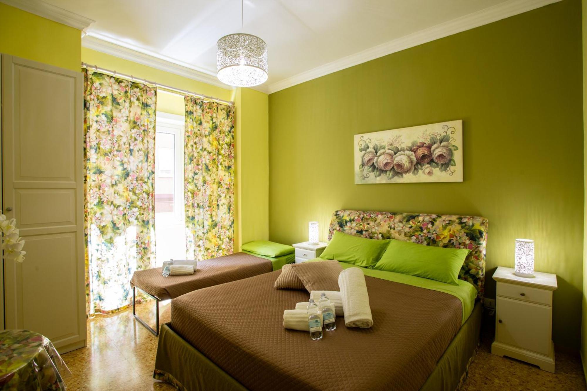 Triple Room