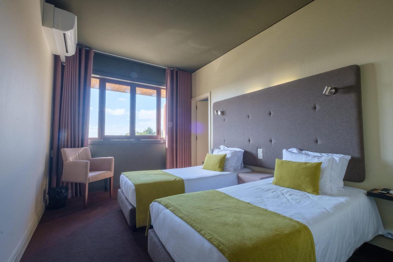 Deluxe Double or Twin Room Sea View
