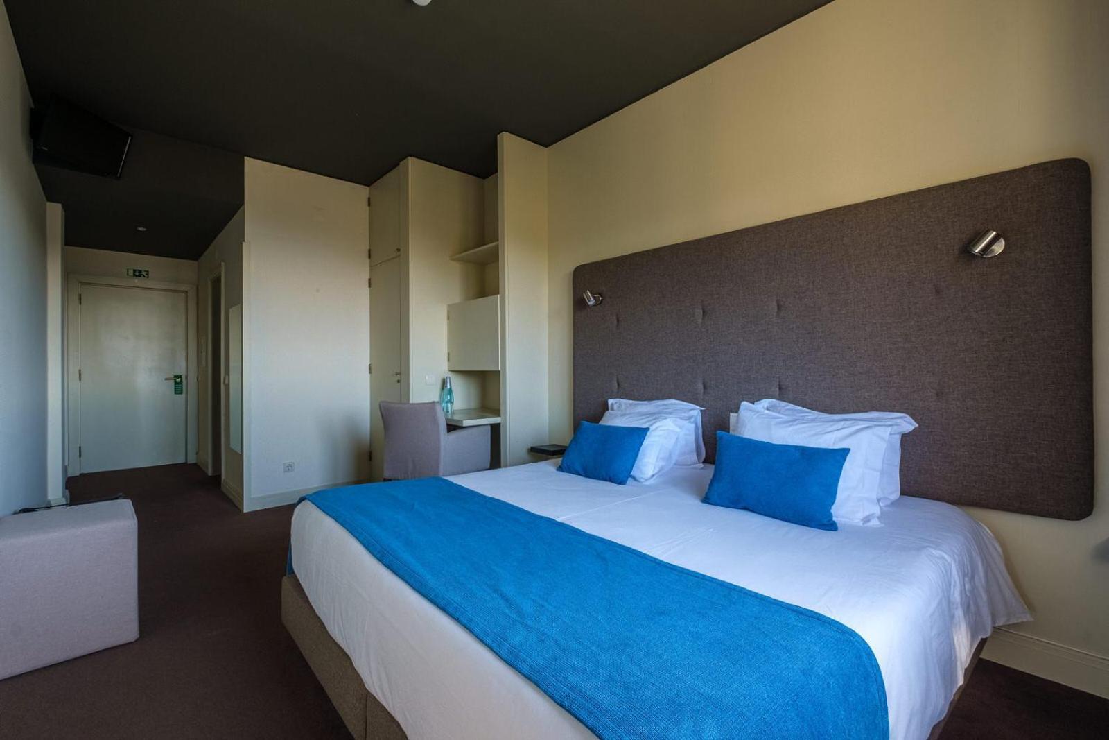 Deluxe Double or Twin Room Sea View