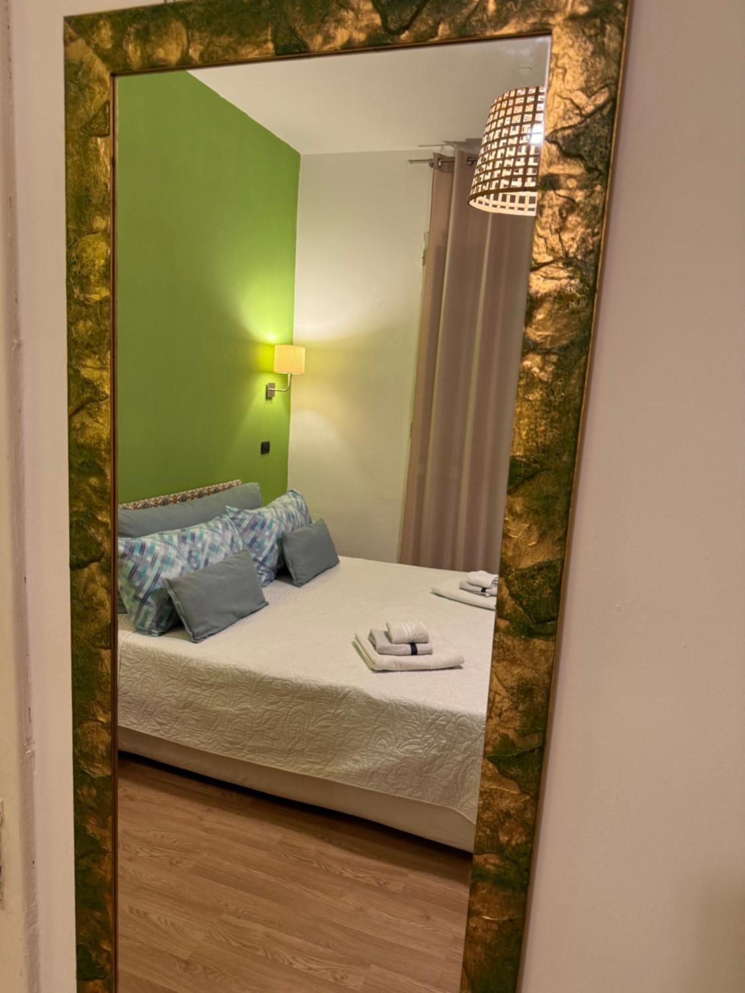 Triple Room Private Bathroom