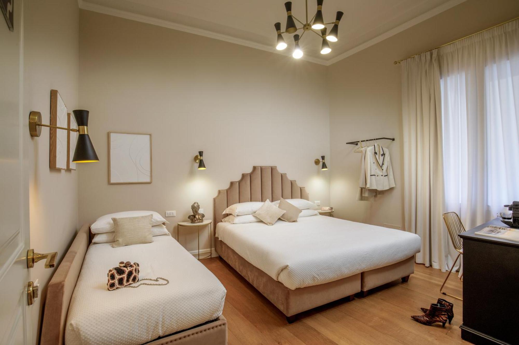 Triple Room,1592360586:JPEG