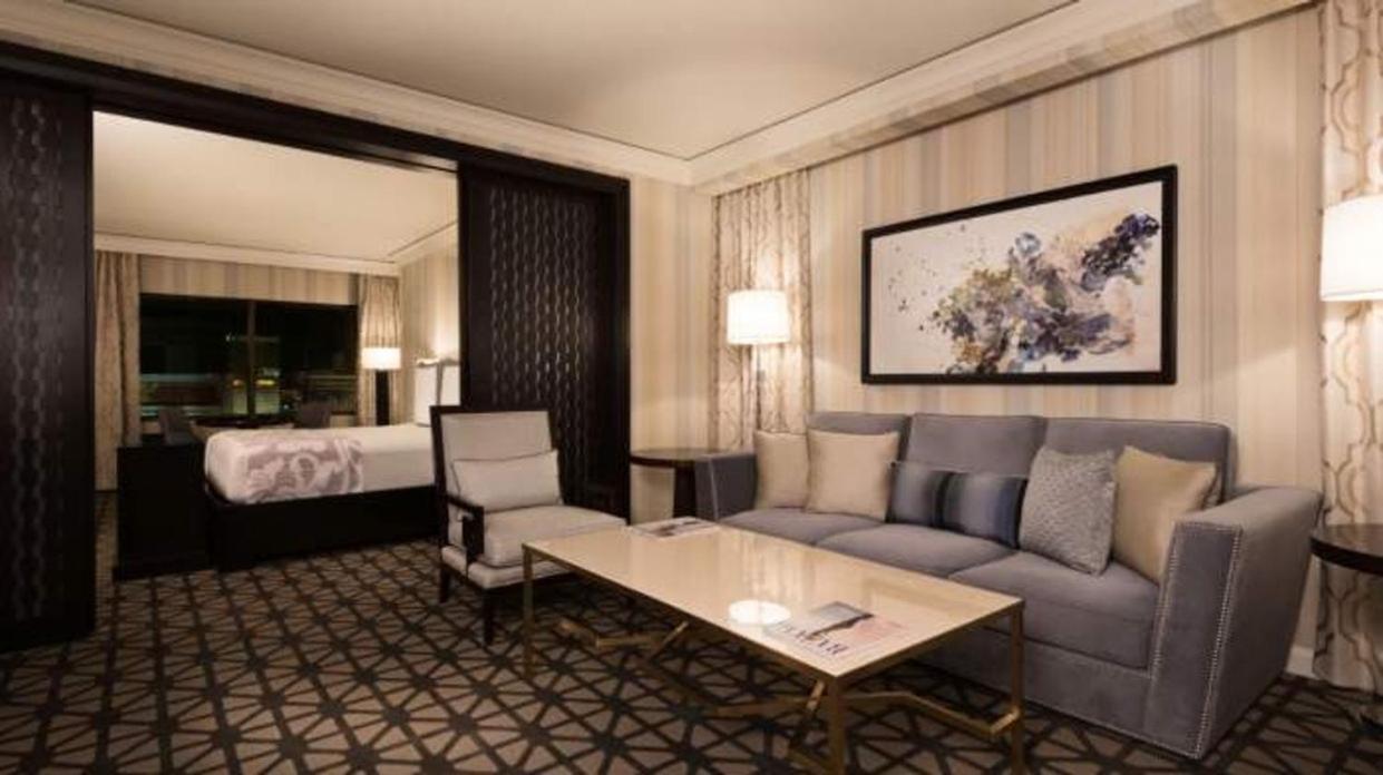 Octavius Premium Suite 1 King Bed 2 Queen Bedroom
