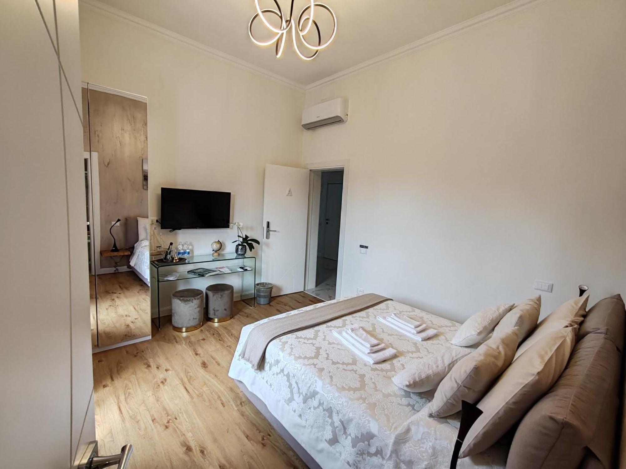 Large Double Room