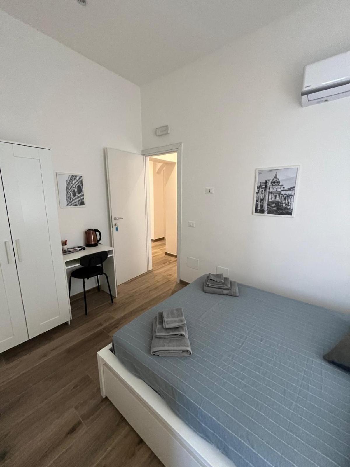 Double Room Private Bathroom
