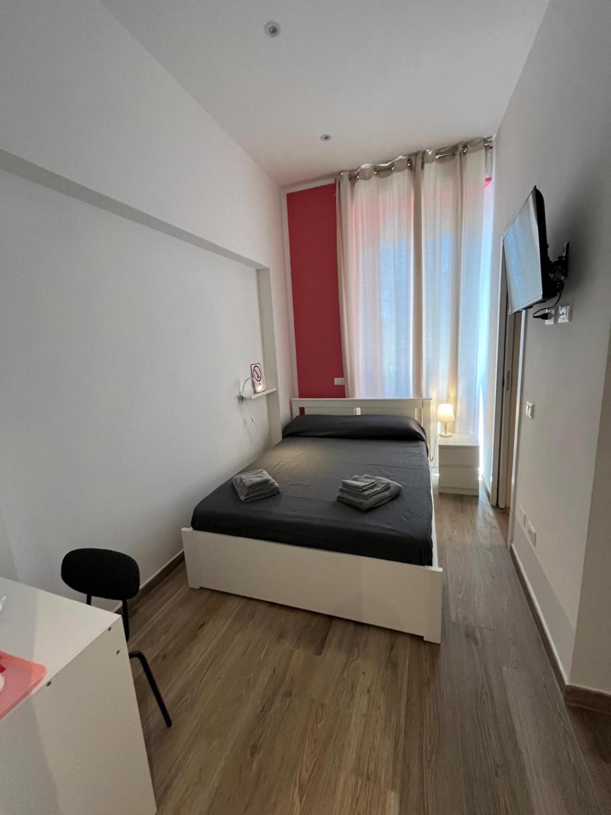 Double Room Private Bathroom