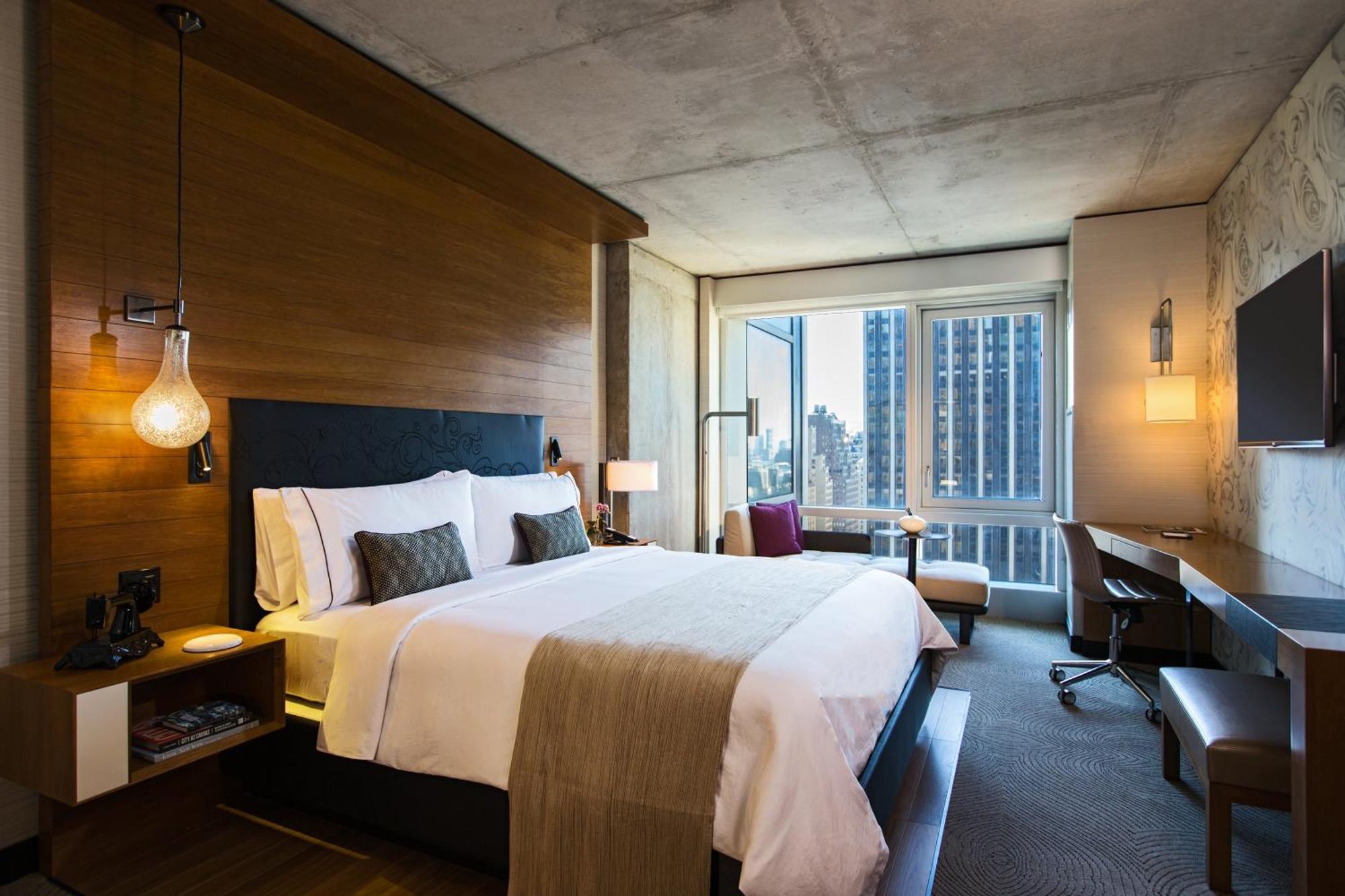 King Room Skyline View