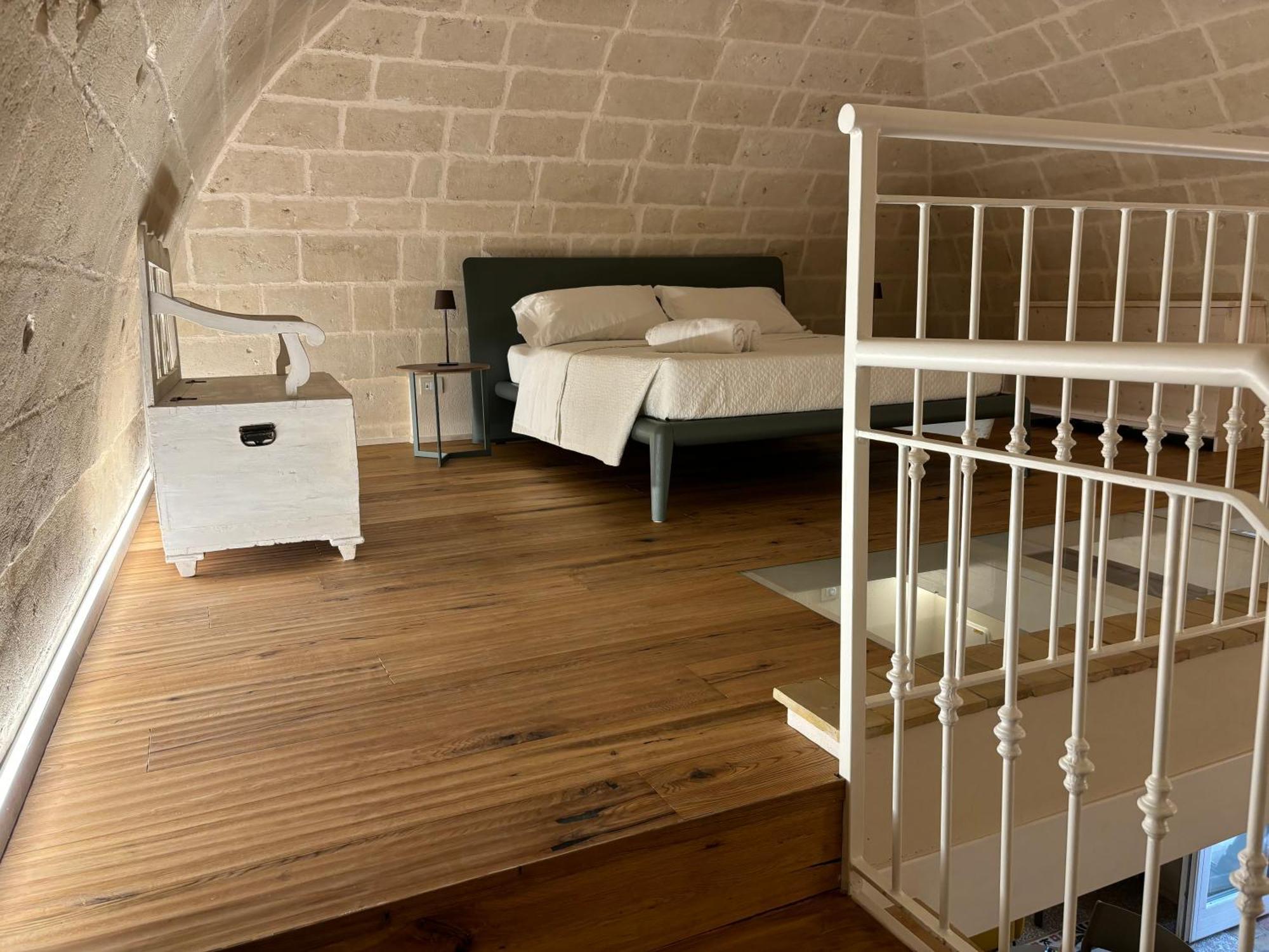 Camera Matrimoniale con Letto Supplementare