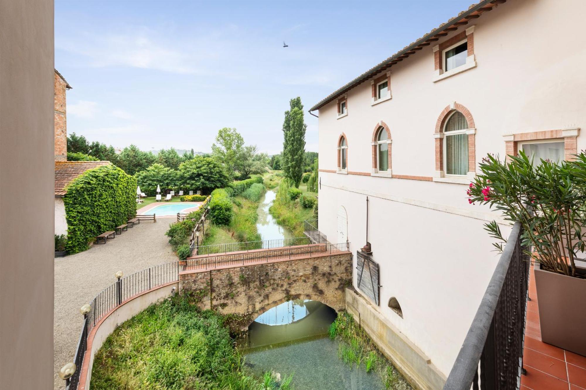 Junior Suite con Vista Fiume