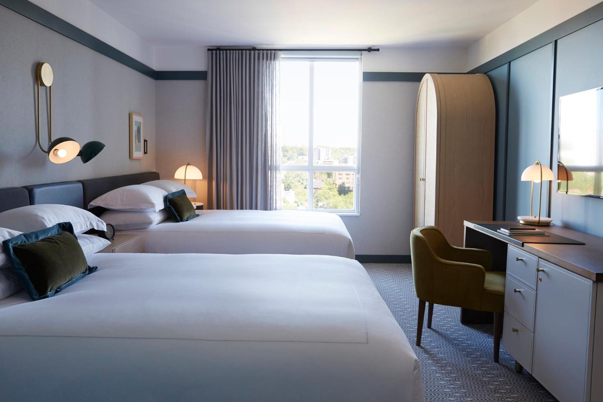 Queen Room Two Queen Beds Executive Level Non-Smoking