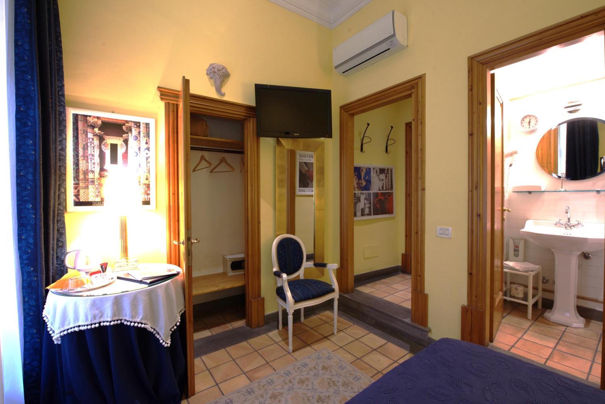 Small Double or Twin Room Street View