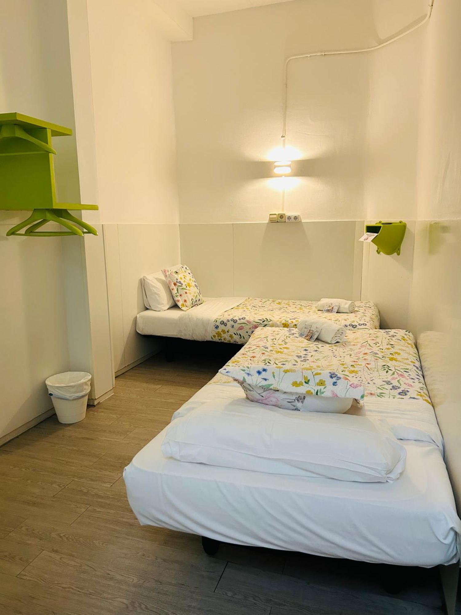 Twin Room with Private Bathroom,1598890471:JPEG