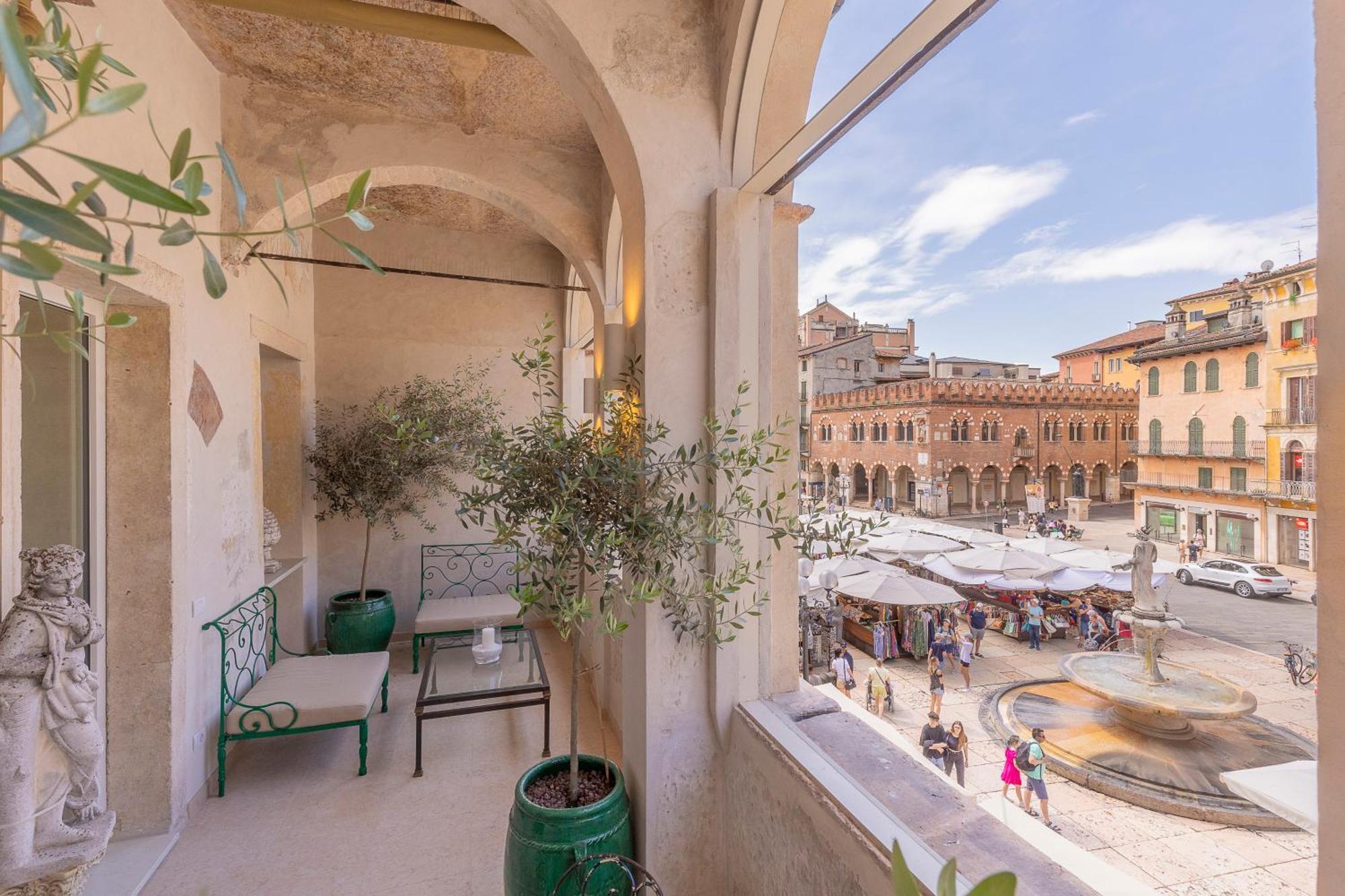 Superior Apartment Terrace City View