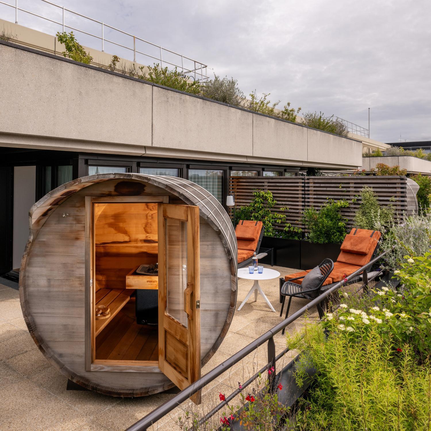 Premier King Room Terrace Sauna