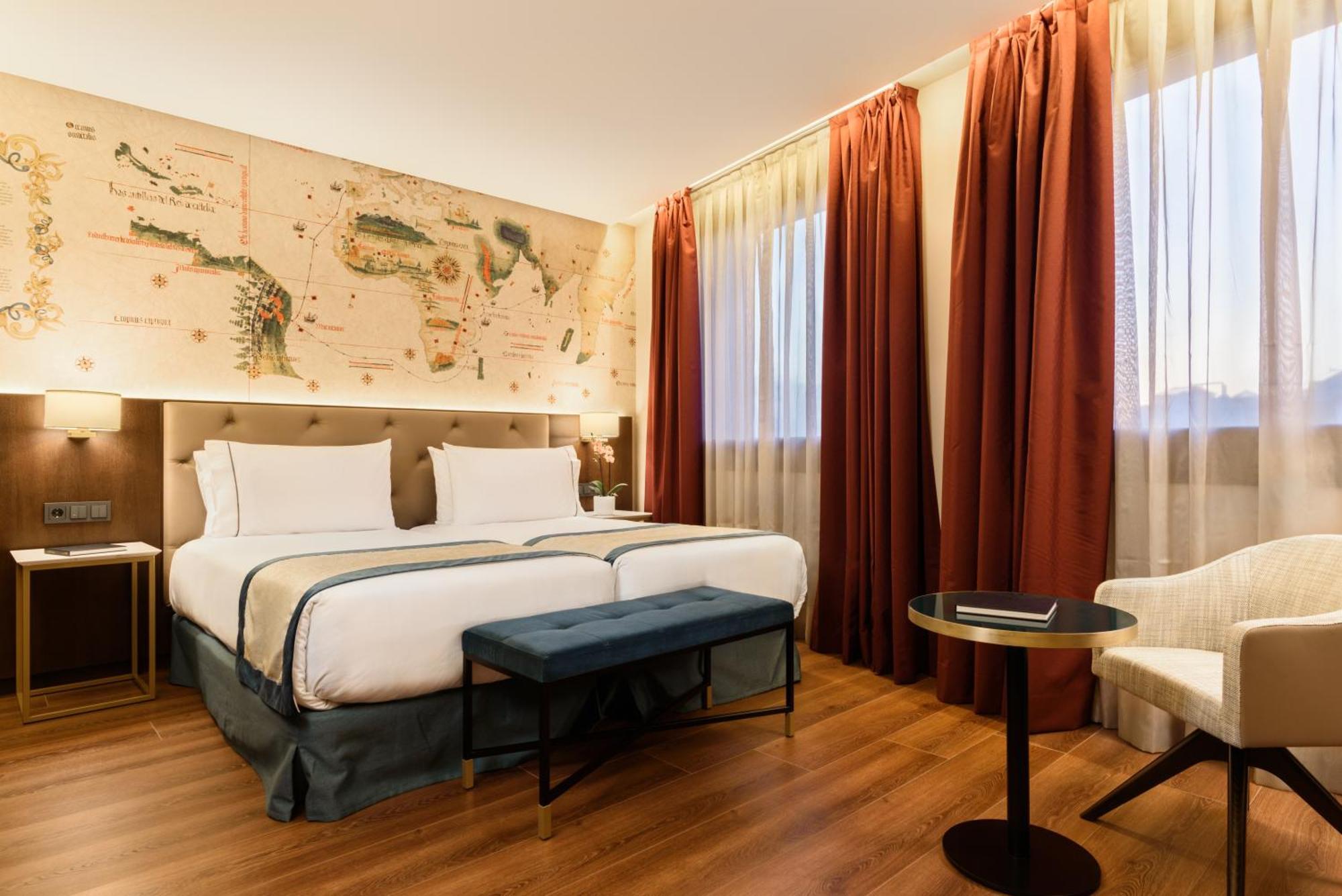 Deluxe Double or Twin Room