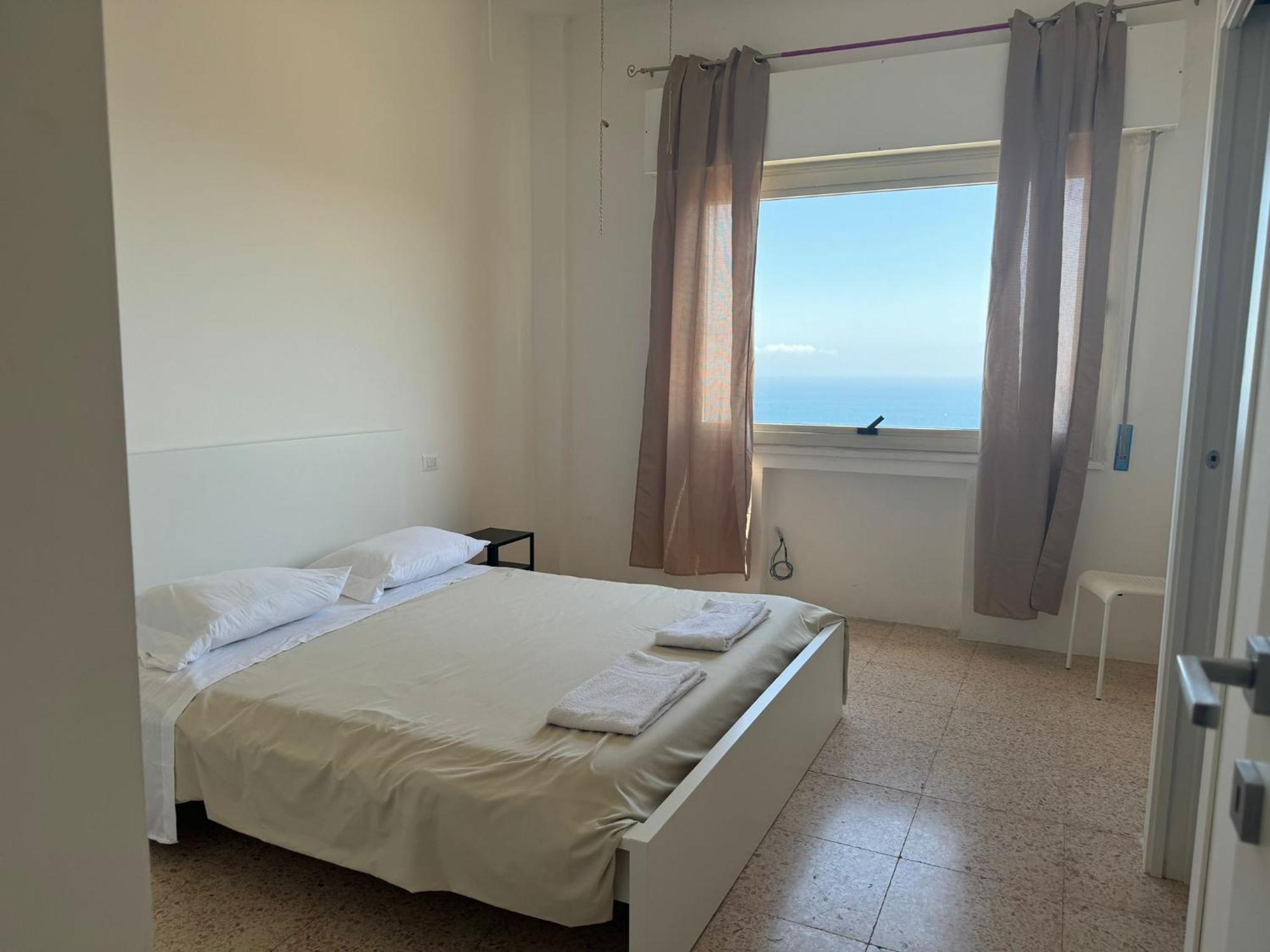 Camera Deluxe Matrimoniale con Vista Mare