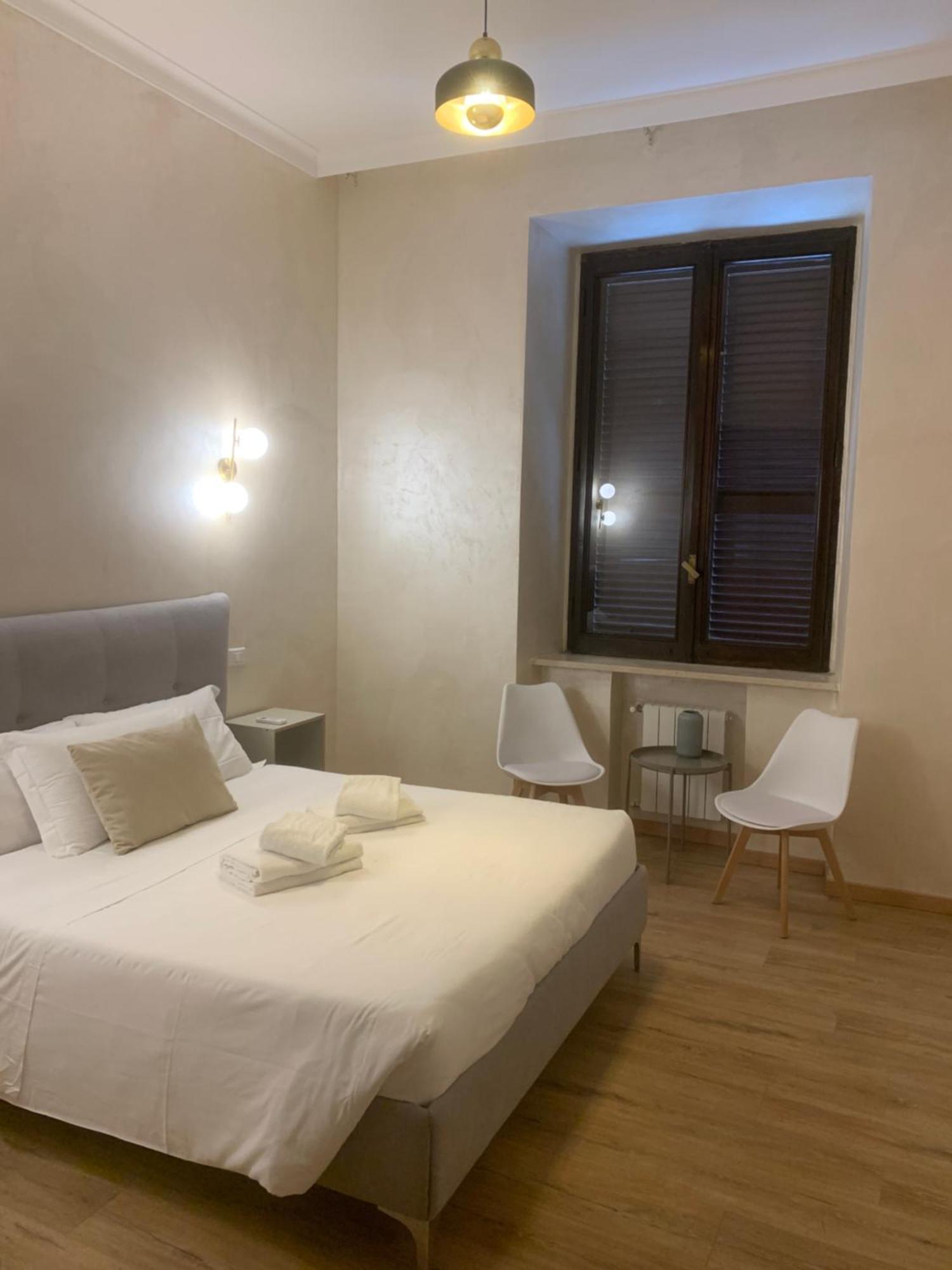 Double Room Private Bathroom