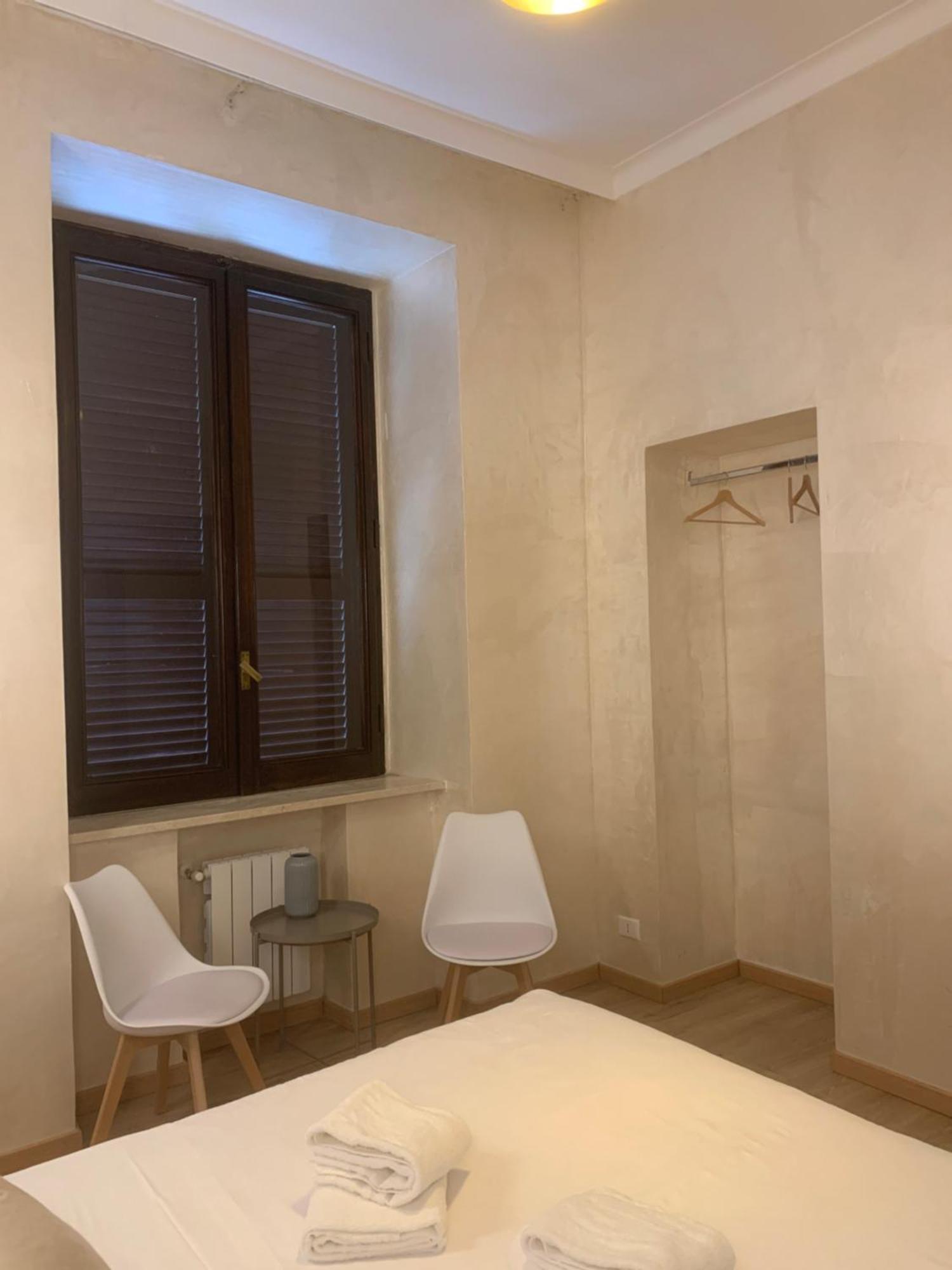 Double Room Private Bathroom