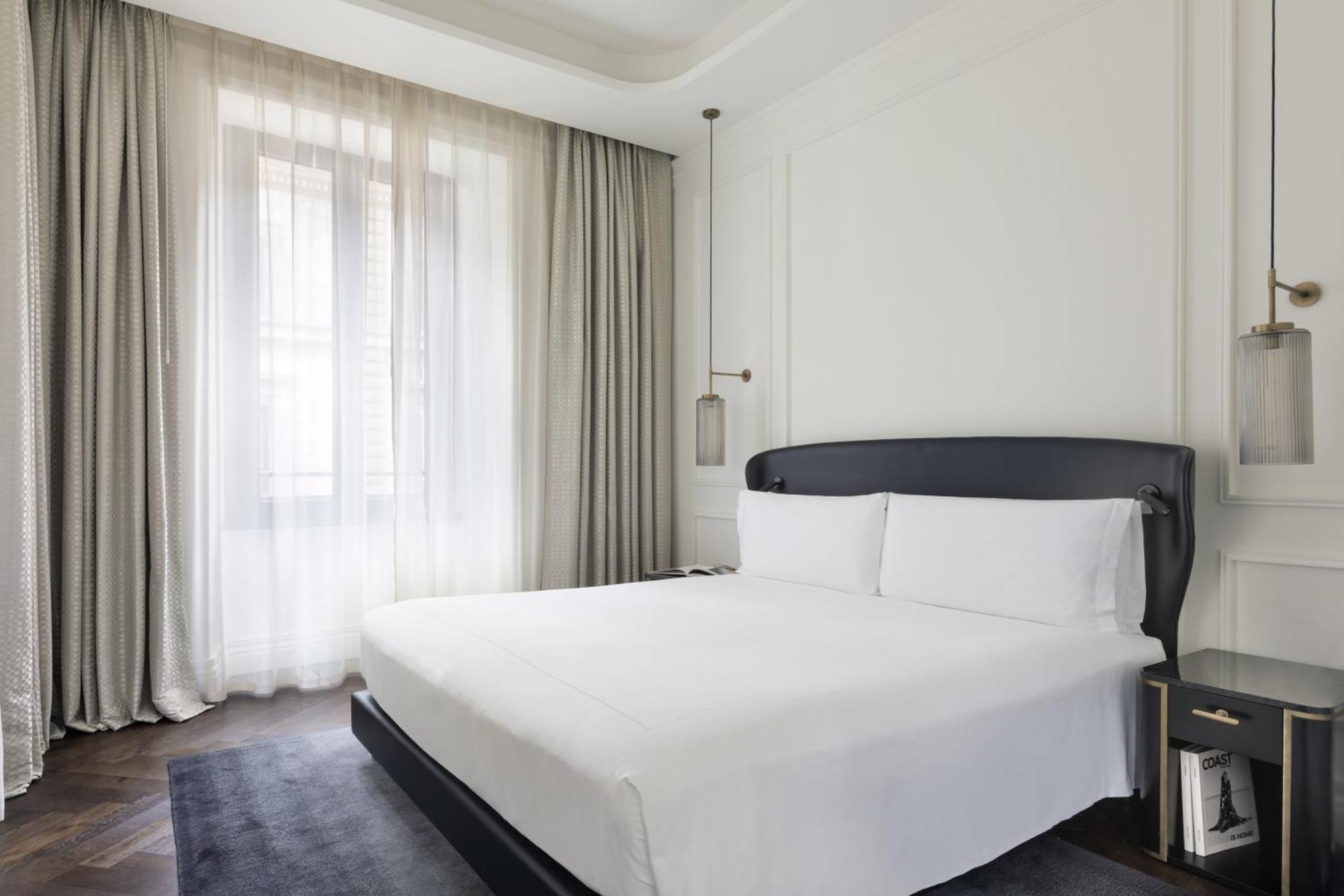 One-Bedroom Suite Street View