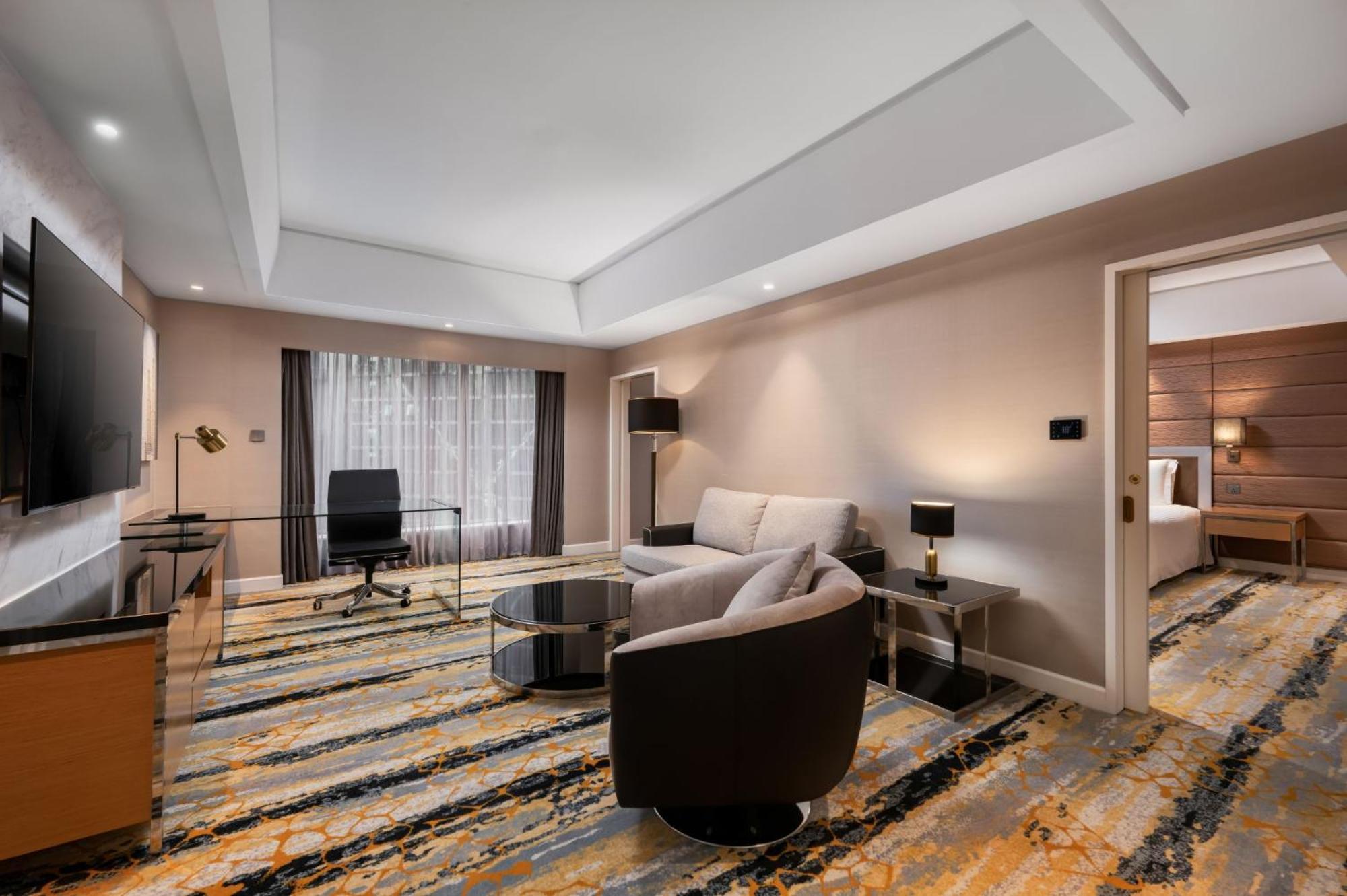One-Bedroom Suite