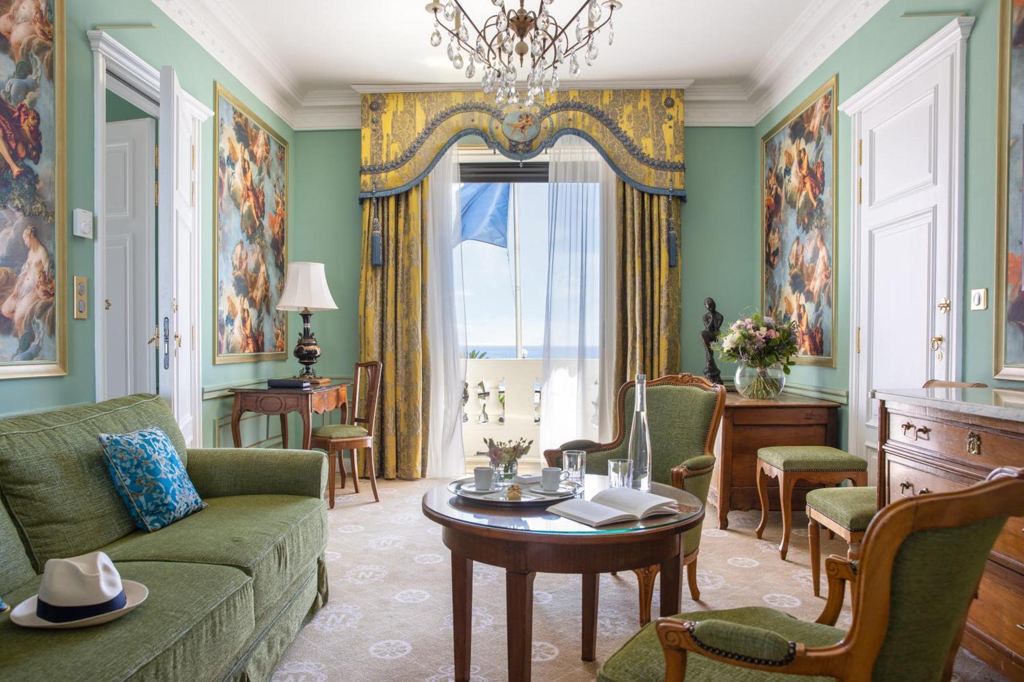 Suite con 2 Camere da Letto e Vista Mare