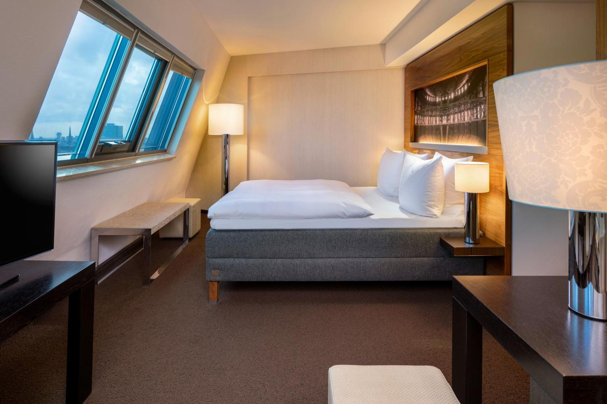 Junior Suite King