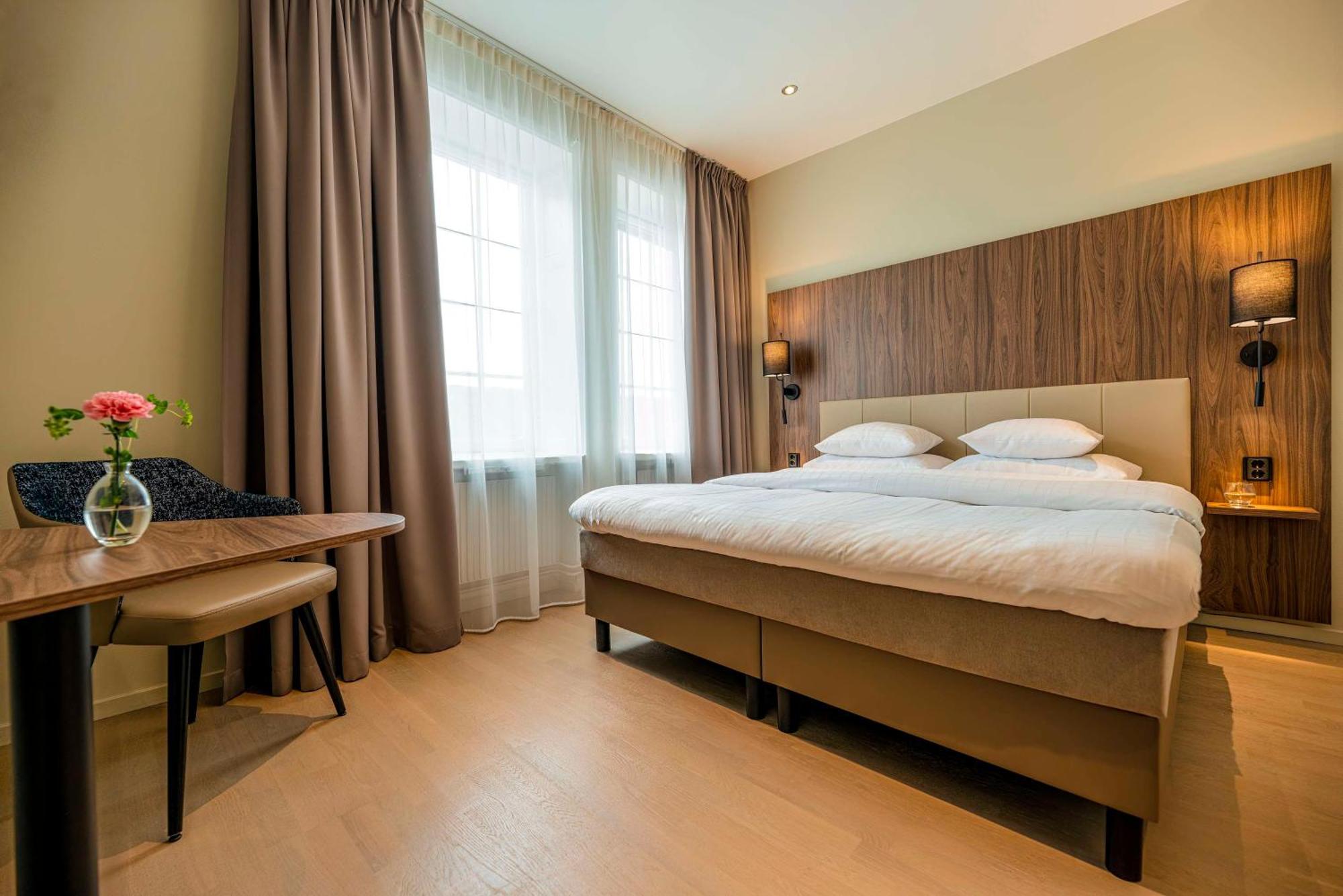 Standard King size bed