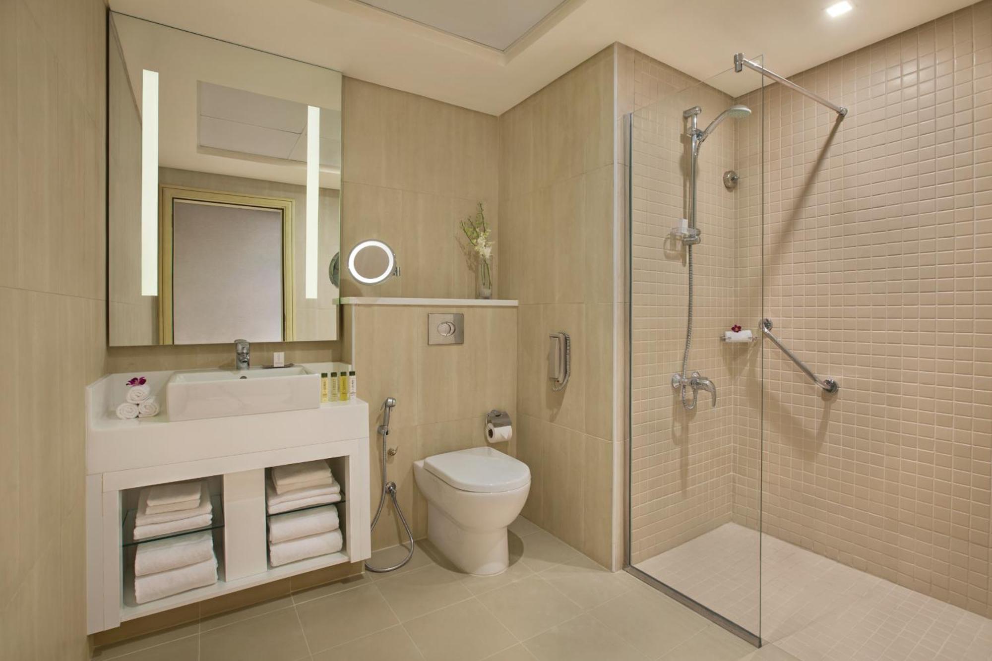 Suite con 2 Camere da Letto, Cucina e Vista Città