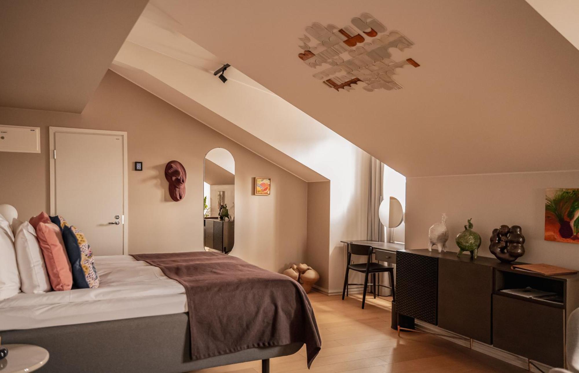 The Atelier room