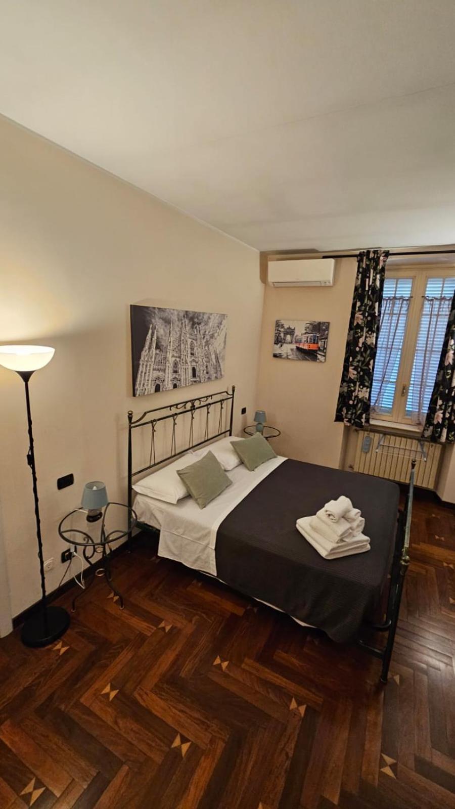 Double Room Private External Bathroom
