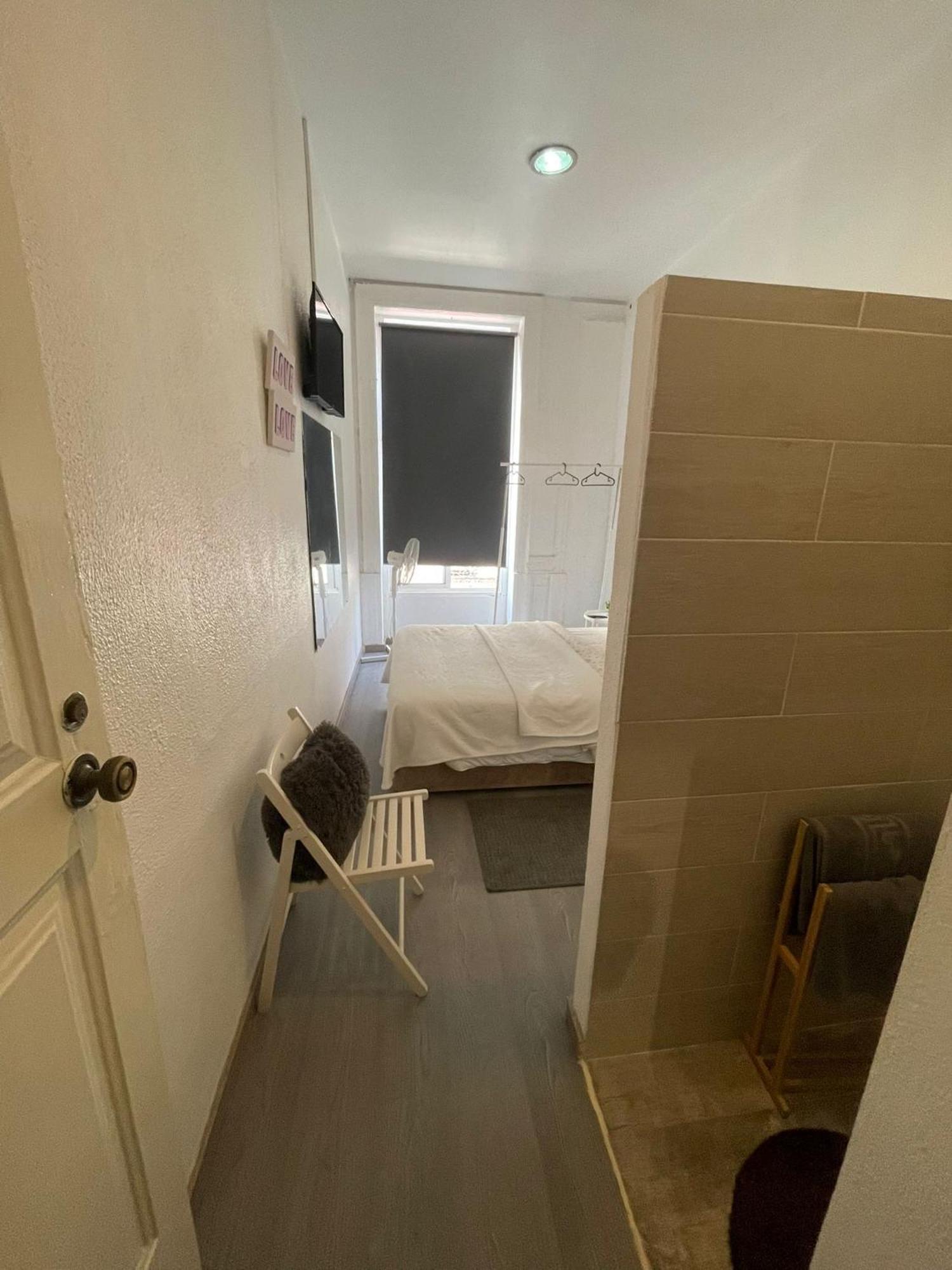 Double Room Private Bathroom