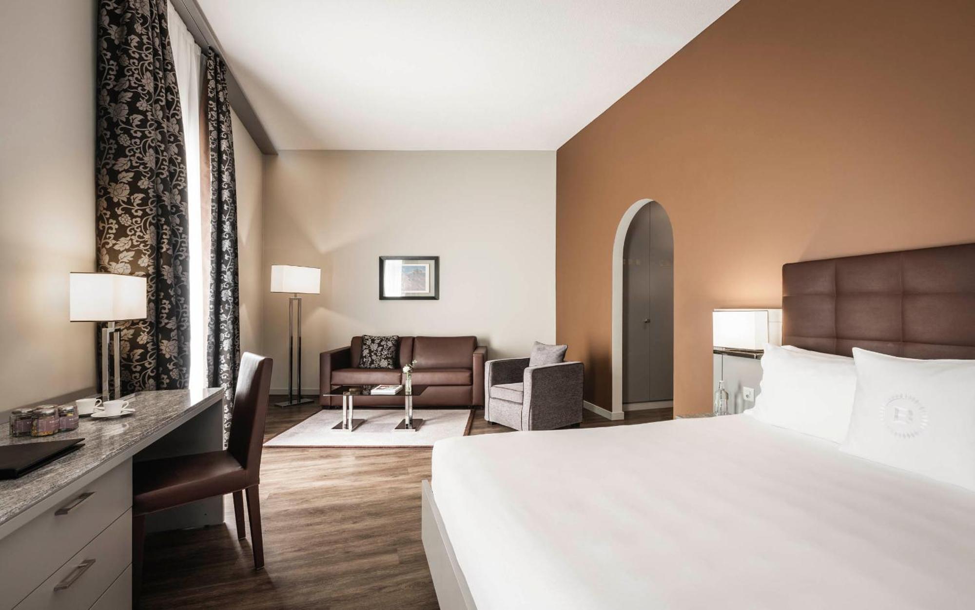 Junior Suite con Balcone e Vista Lago