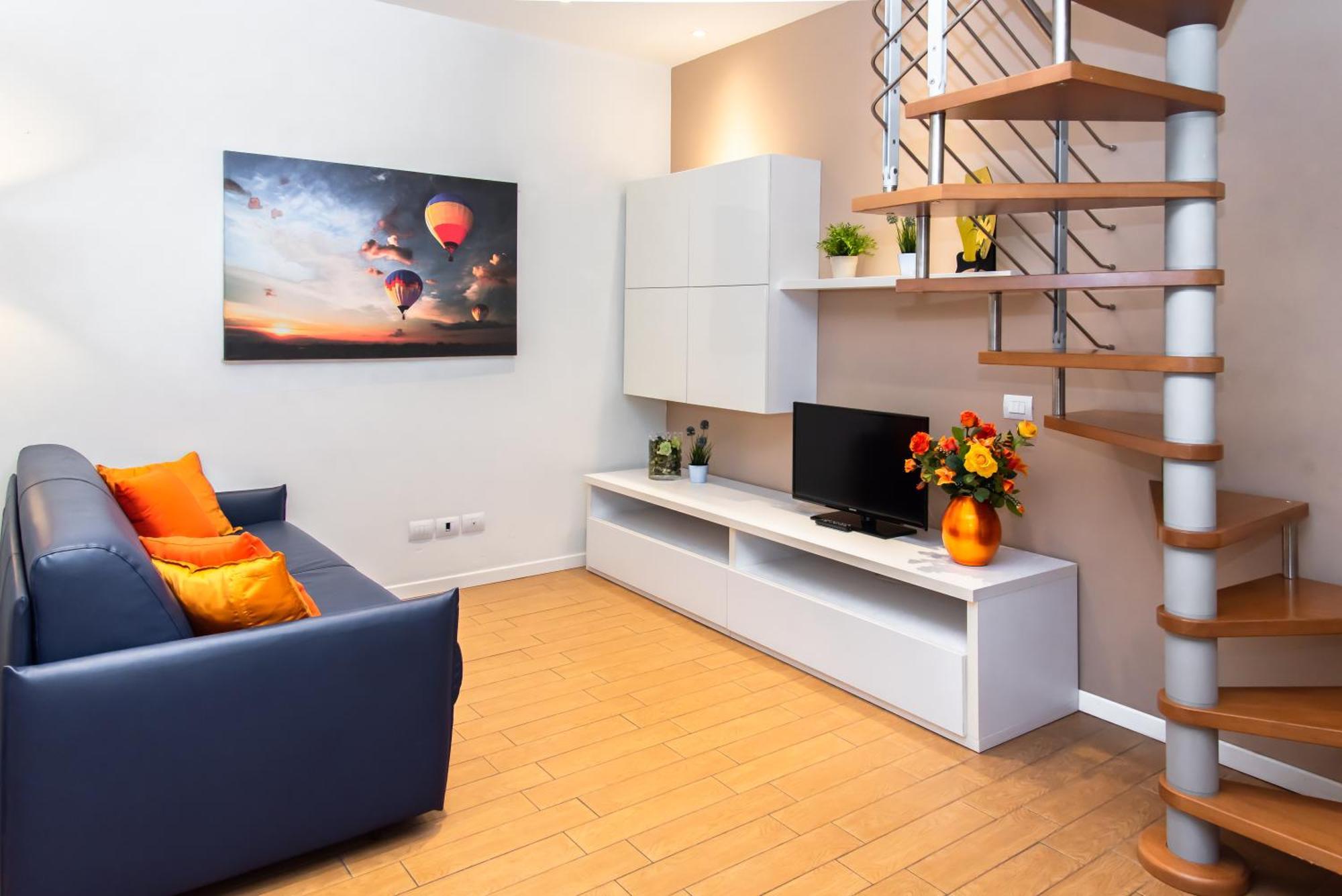 Deluxe One-Bedroom Apartment