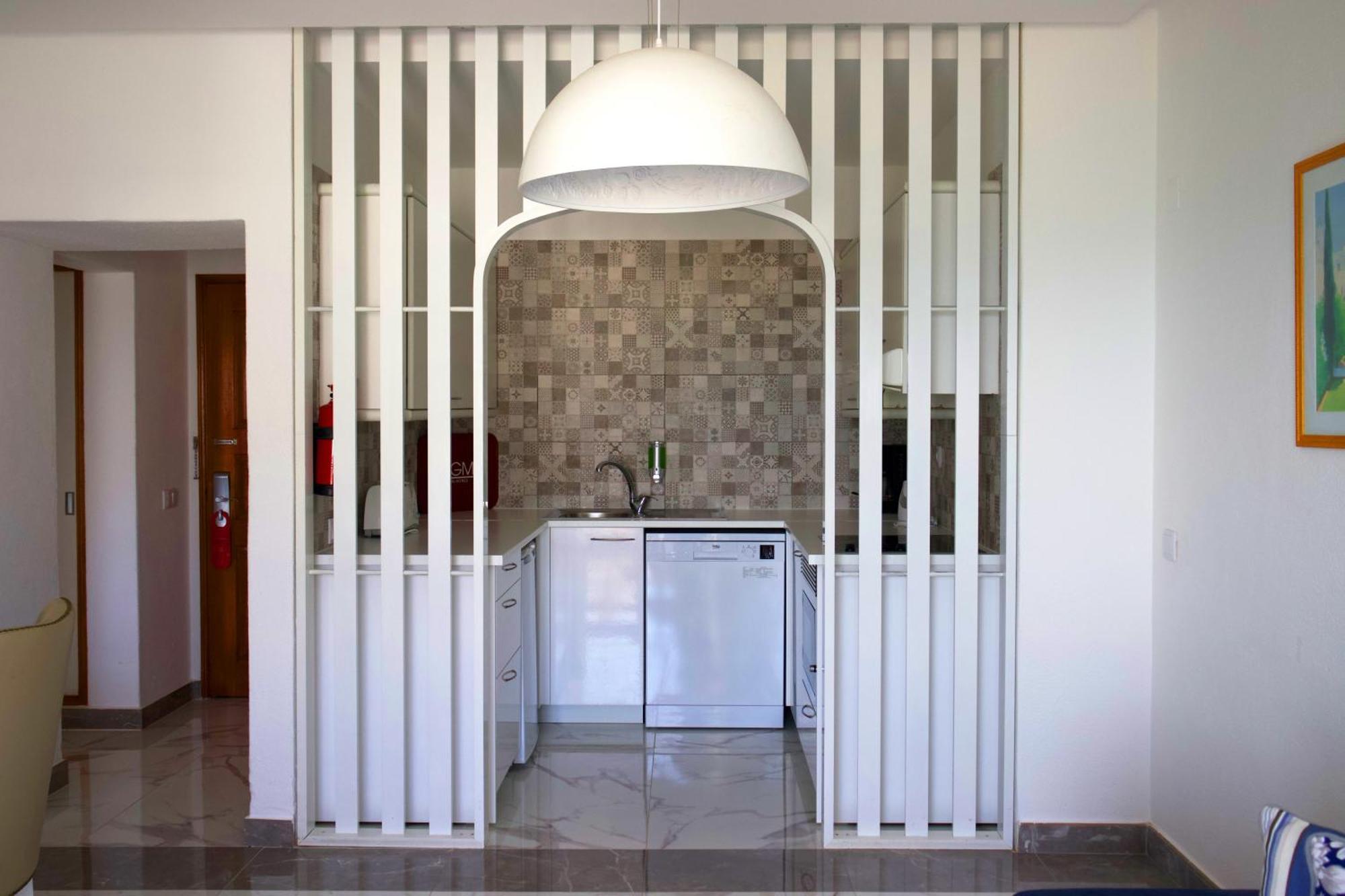 Premier One Bedroom Sea or Pool View Apartment All Inclusive Signature